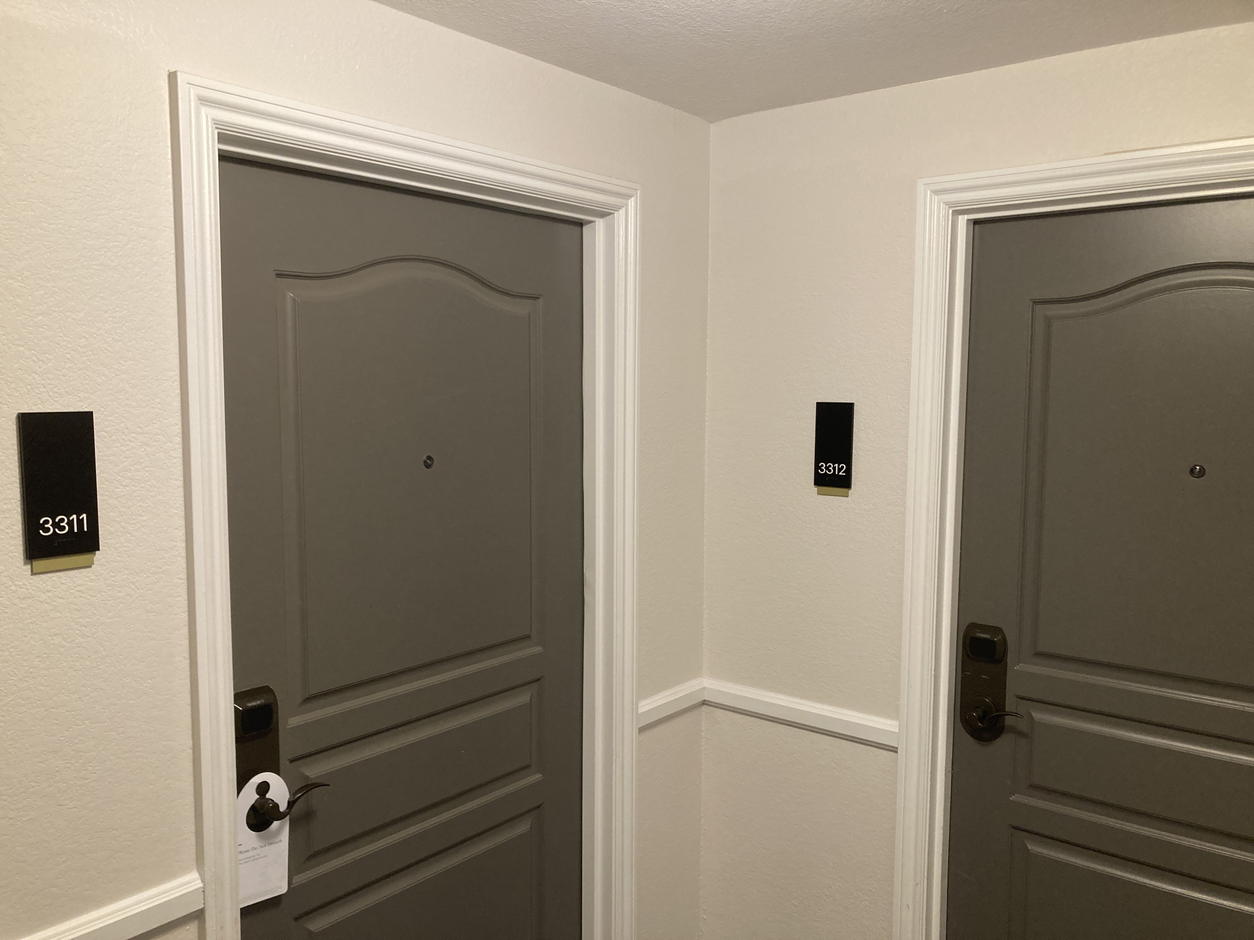 Marriotts Grand Chateau Las Vegas 2BR Villa door to room