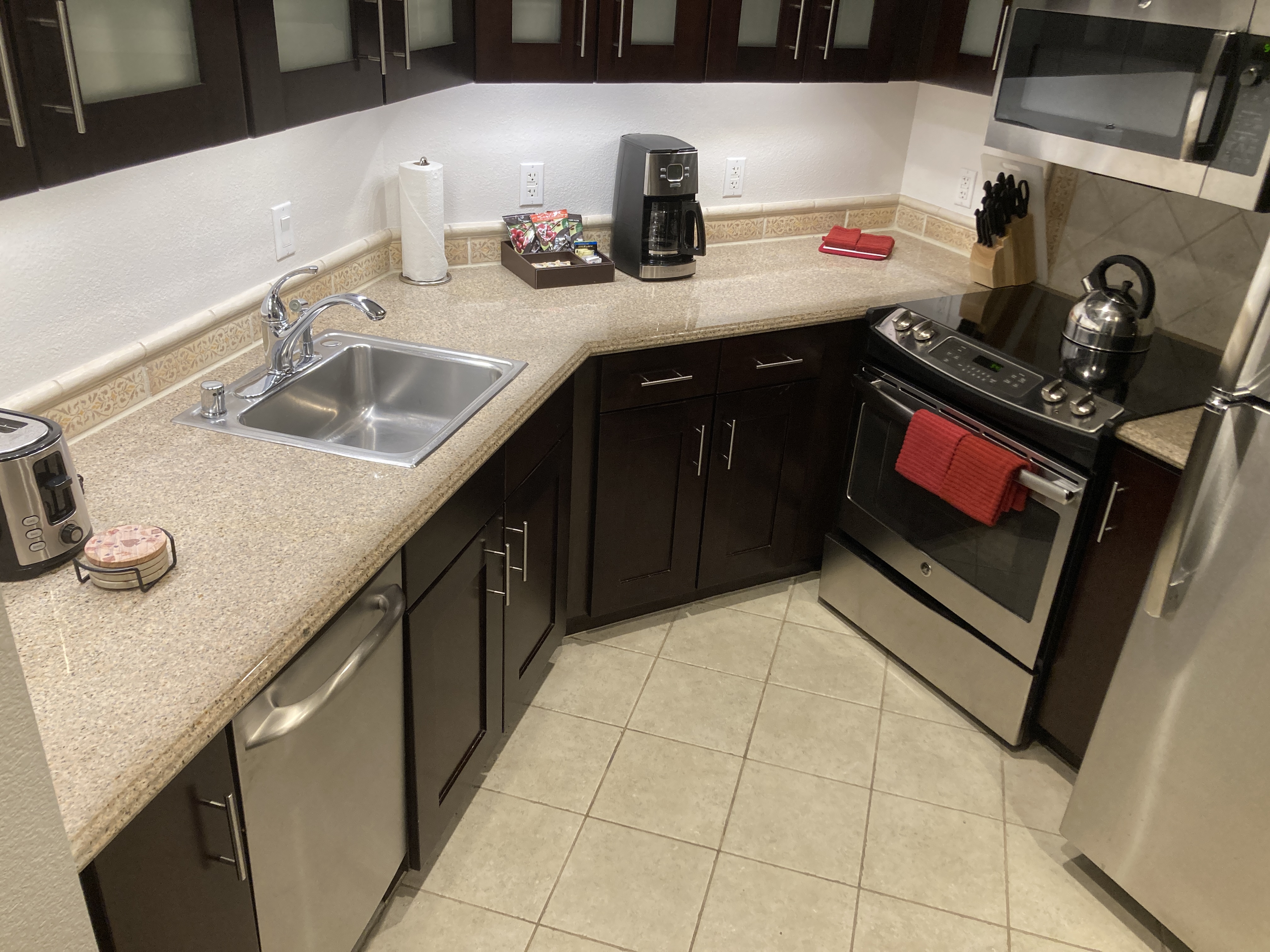 Marriotts Grand Chateau Las Vegas 2BR Villa kitchen