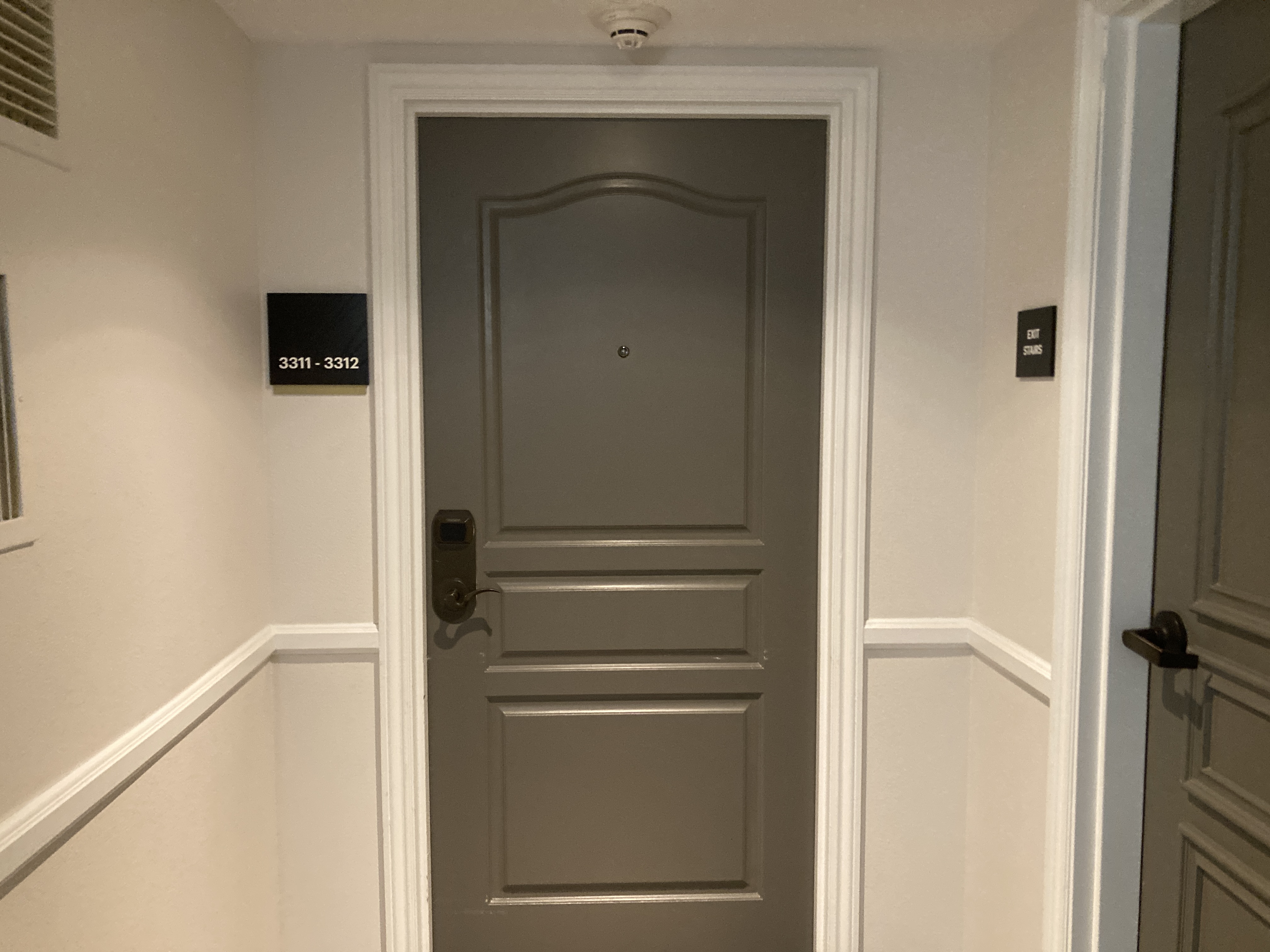 Marriotts Grand Chateau Las Vegas 2BR villa exterior entry