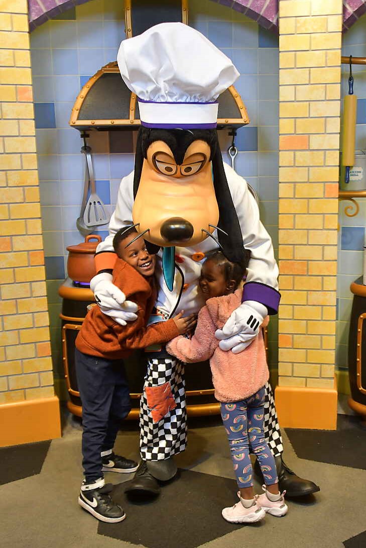 Onadele Disneyland 2023