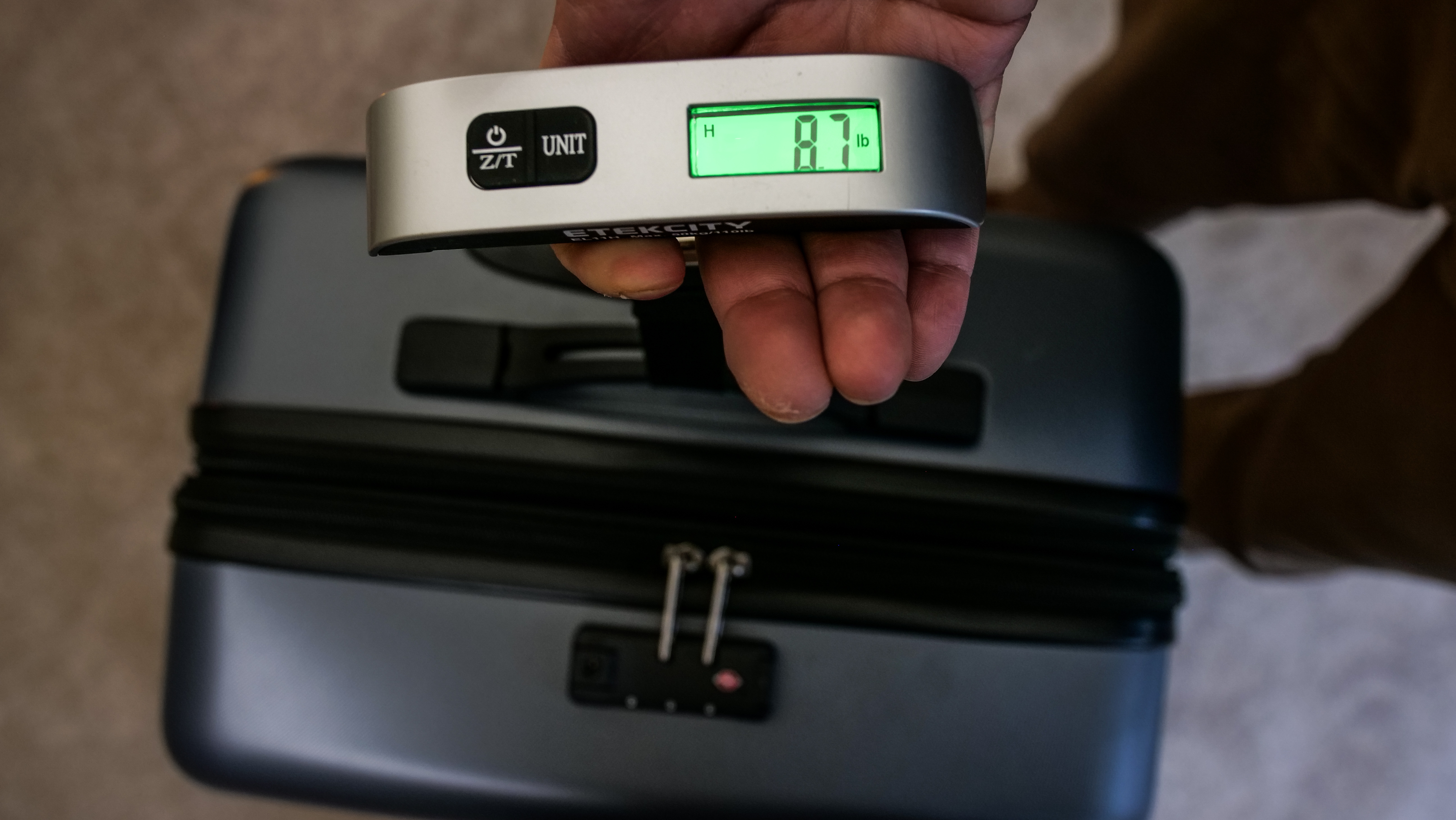 Samsonite Evolve SE Hardside Luggage weight Samsonite Evolve SE Hardside Luggage weight