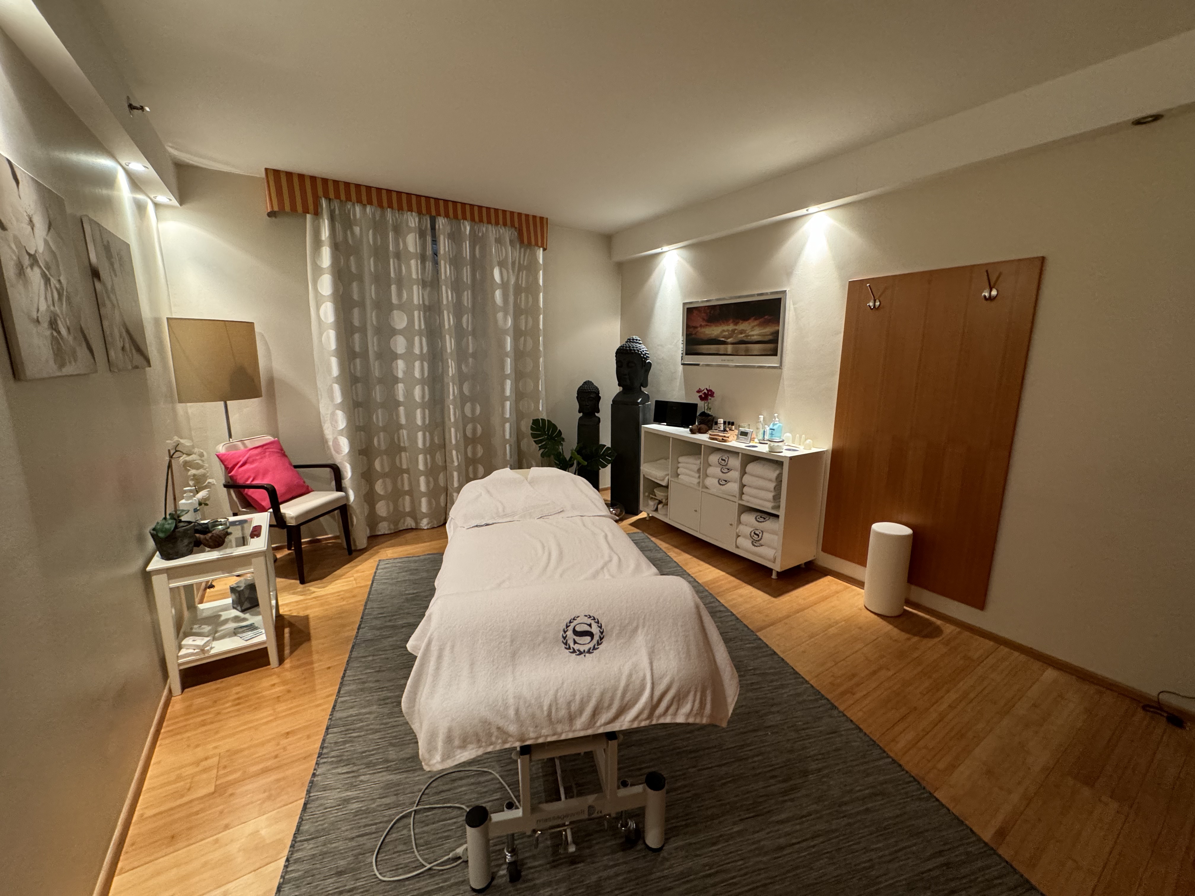 Sheraton Salzburg Massage Room Sheraton Salzburg Massage Room