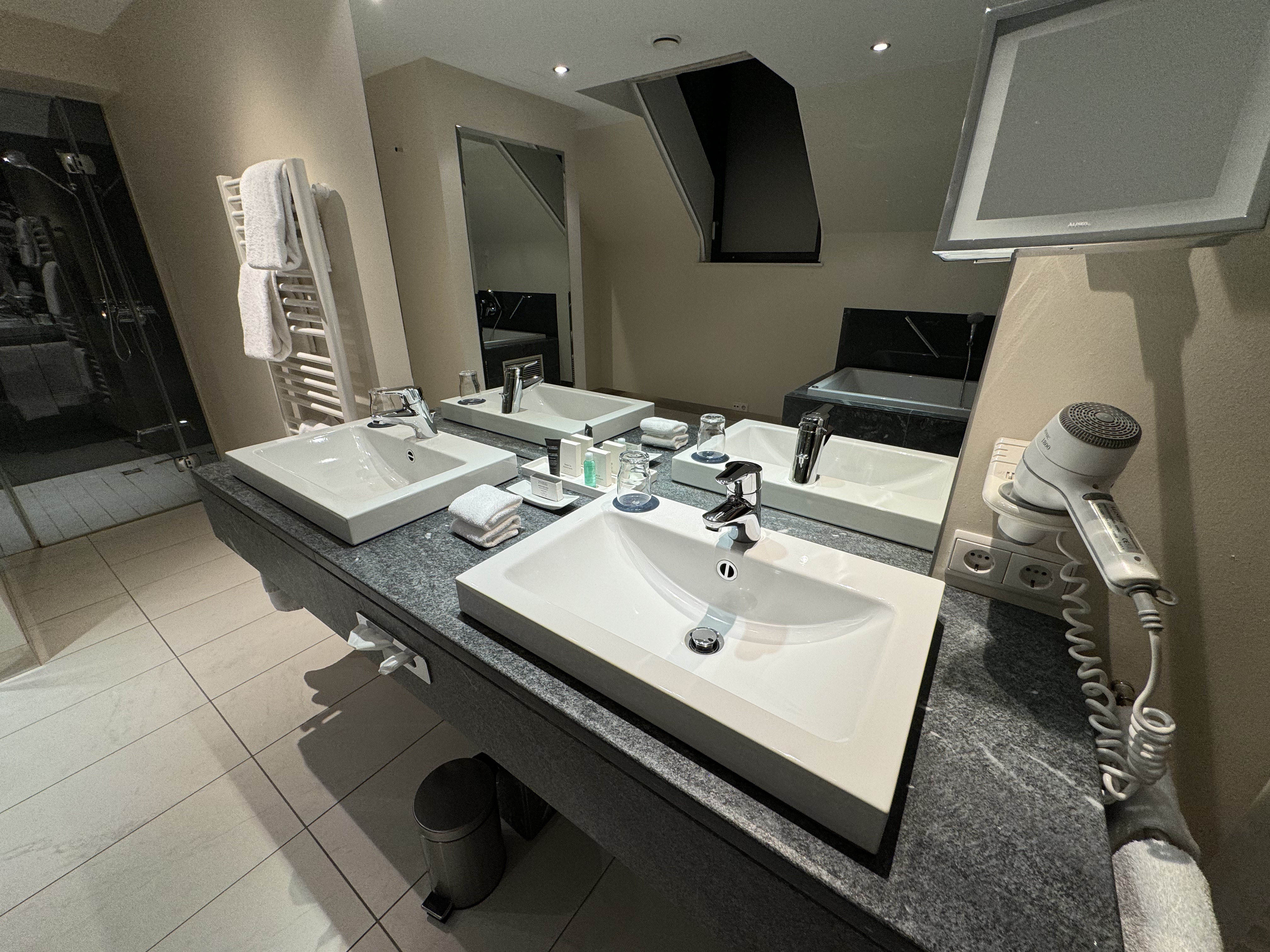 Sheraton Salzburg Vanity Sheraton Salzburg Vanity