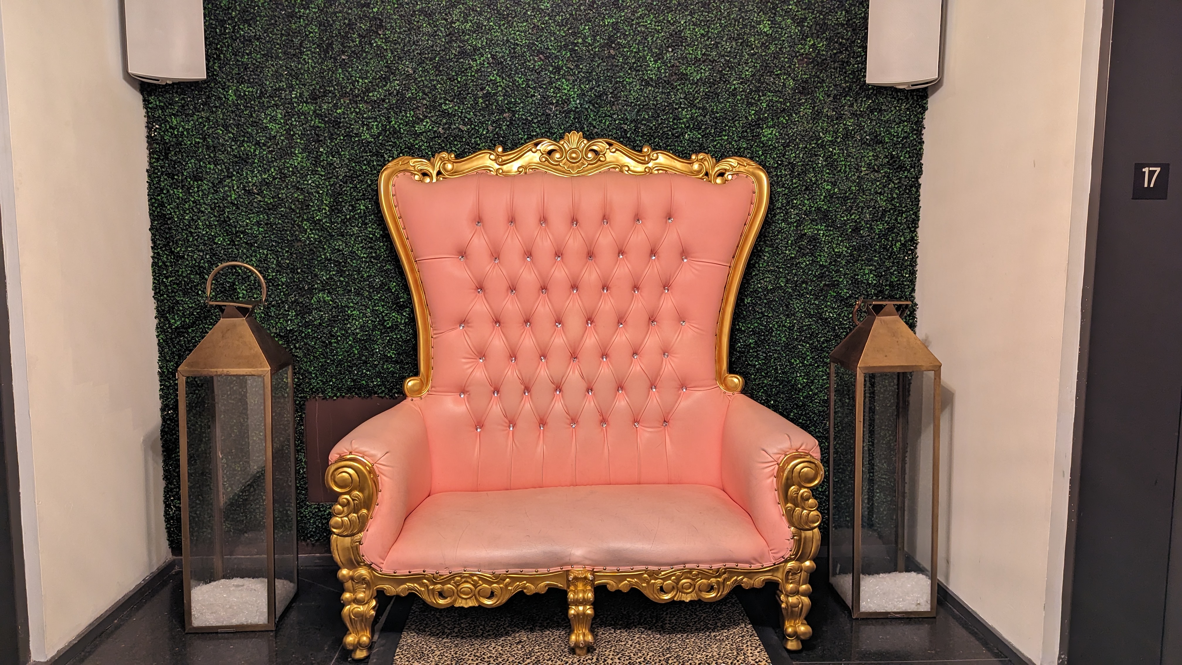 The Troubadour Hotel New Orleans food and beverage Ingenue rooftop bar elevator couch