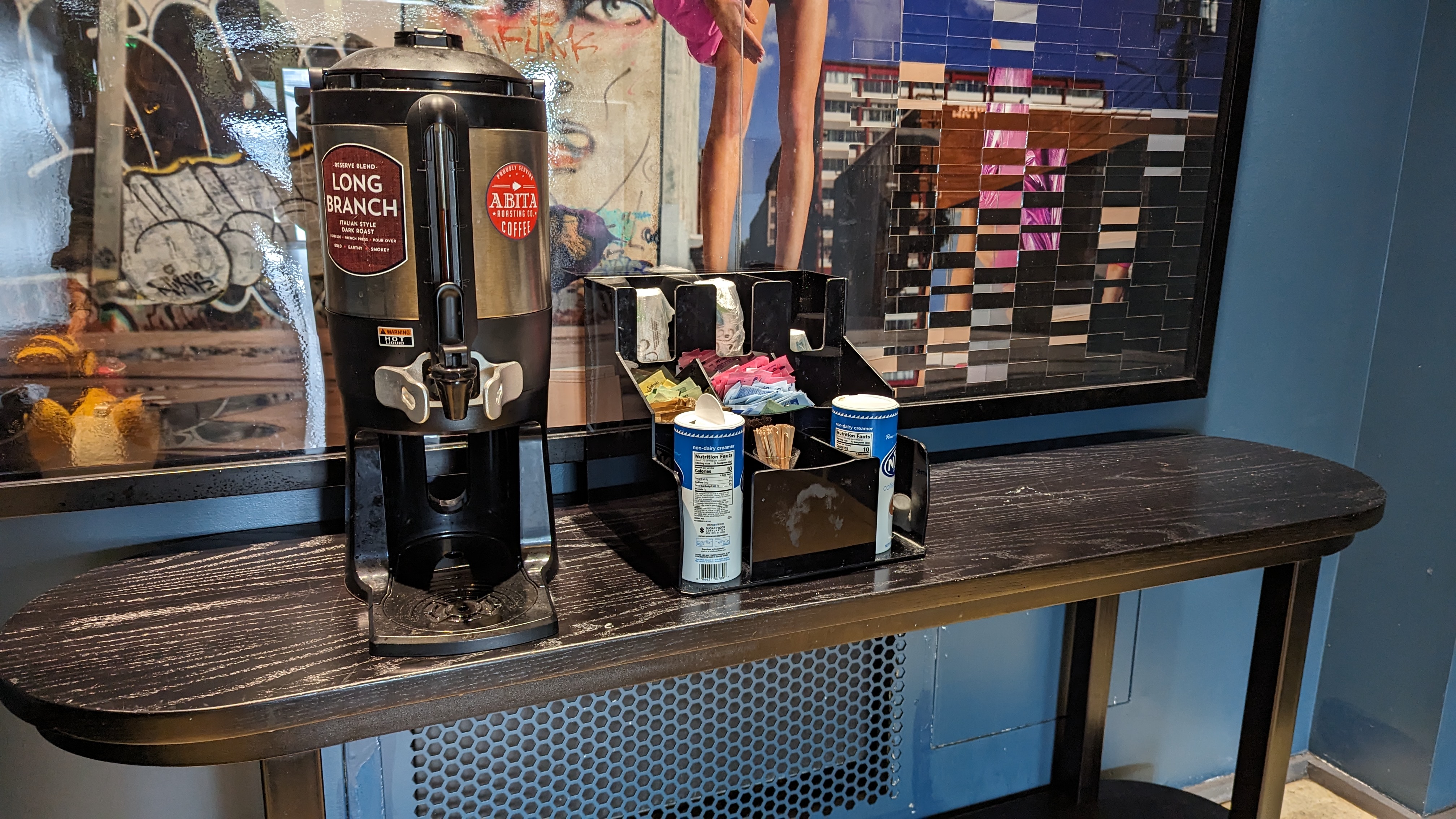 The Troubadour Hotel New Orleans food and beverage coffee at the elevators
