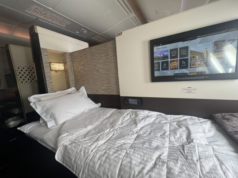 Etihad A380 First Class Apartment Bed Etihad A380 First Class Apartment Bed