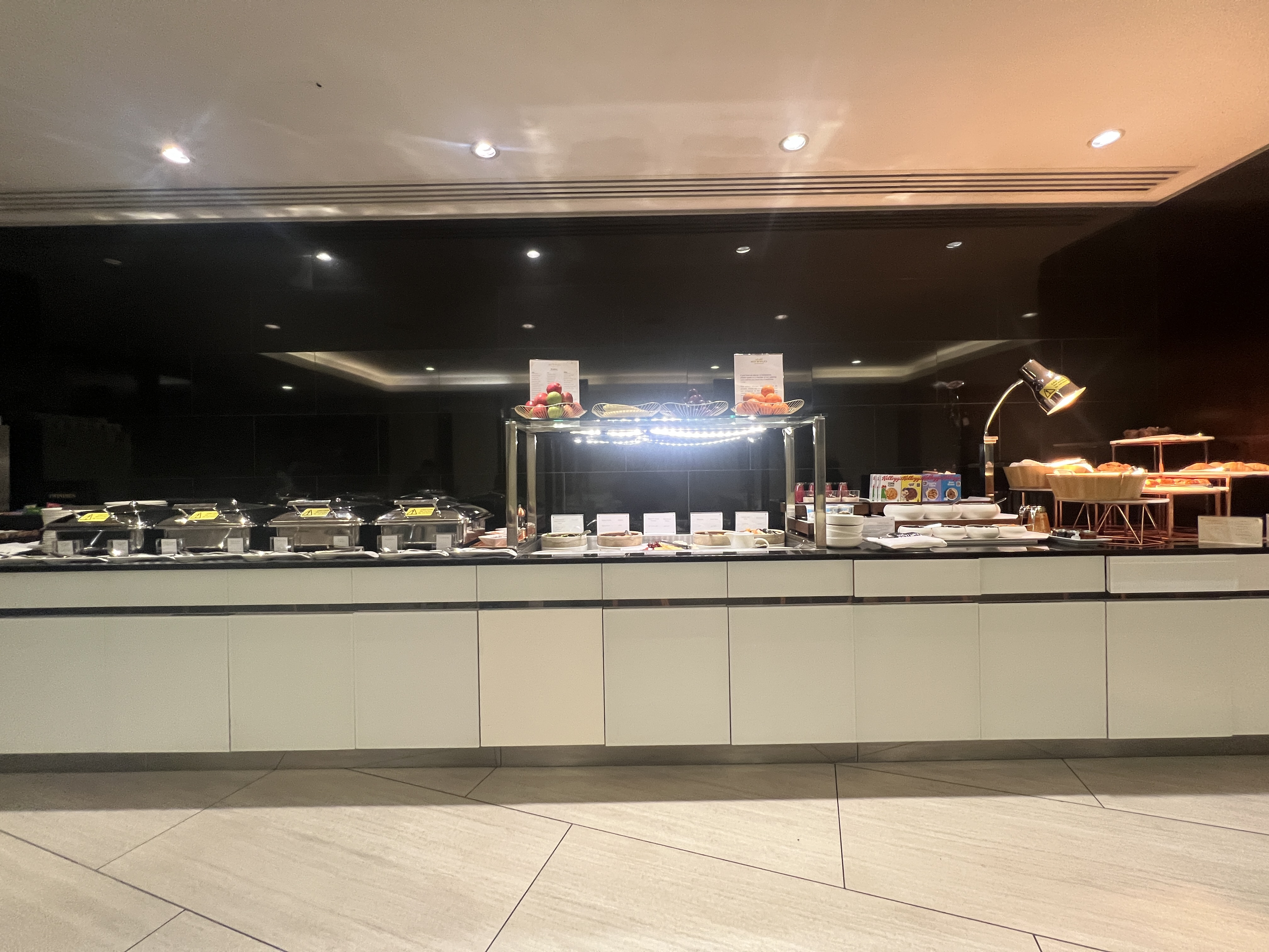 Etihad Lounge LHR Buffet Offer Etihad Lounge LHR Buffet Offer