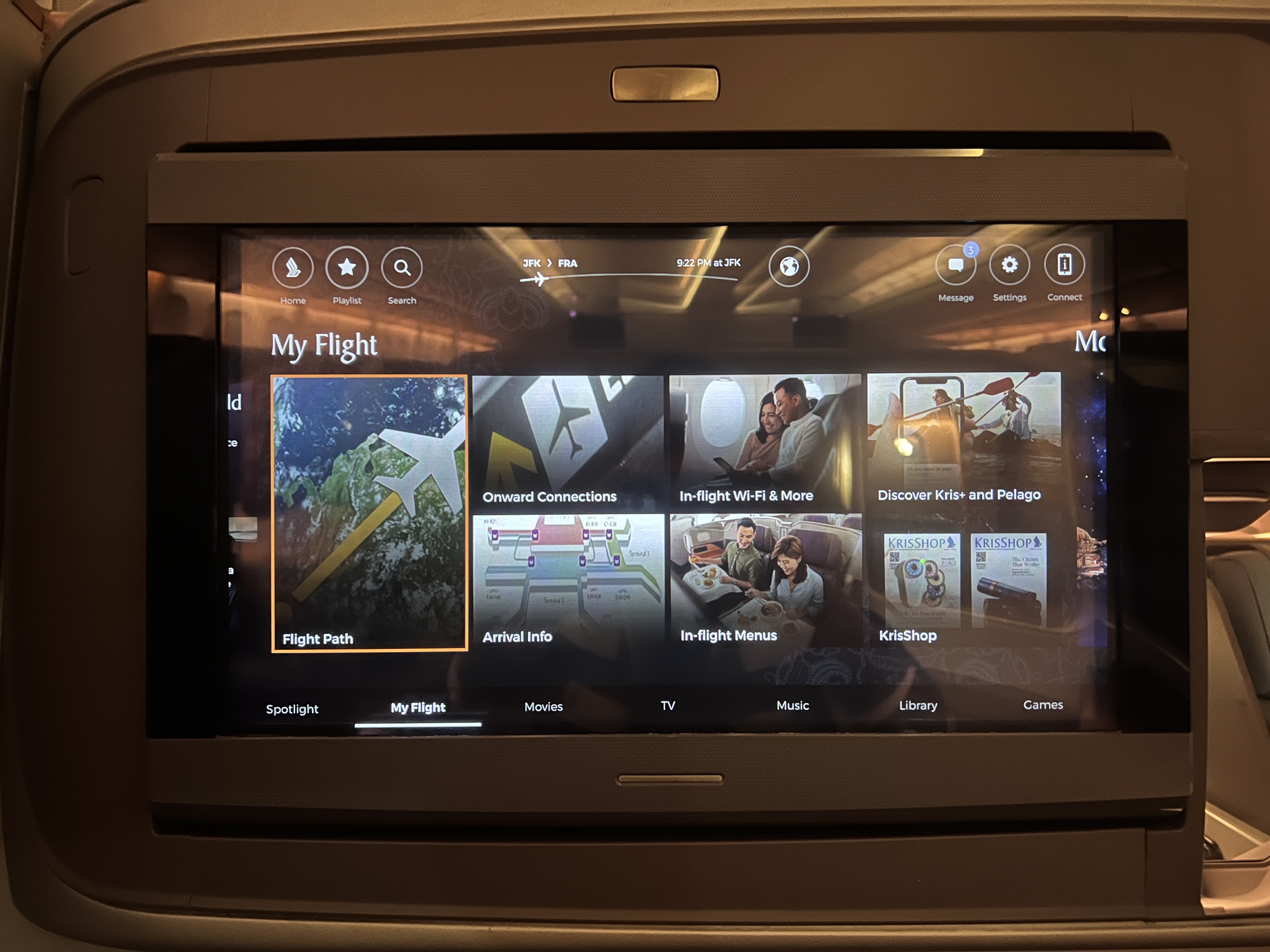 Singapore business 777 IFE screen Singapore business 777 IFE screen