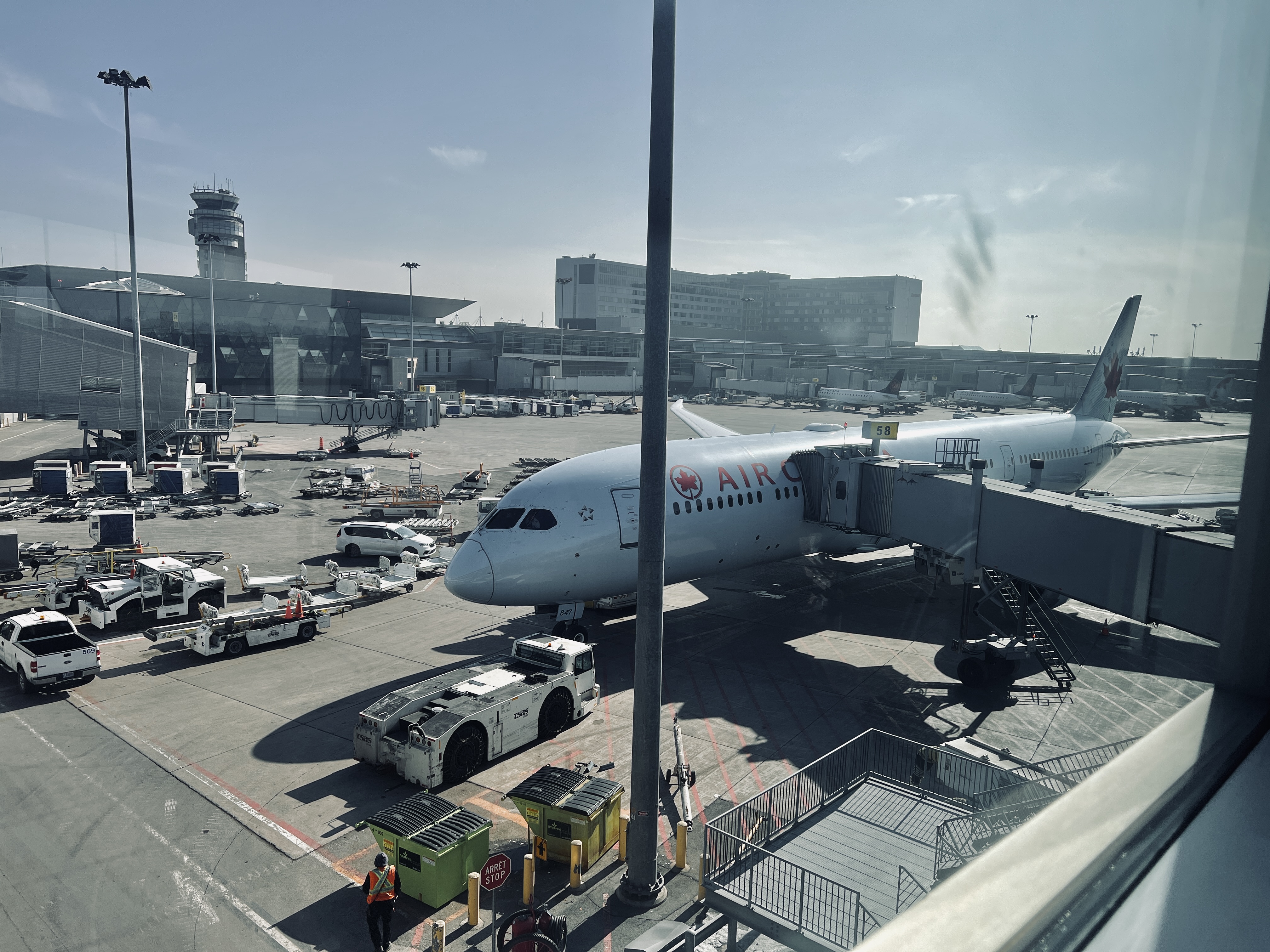 Air Canada 787-9 Dreamliner at gate YUL Air Canada 787-9 Dreamliner at gate YUL