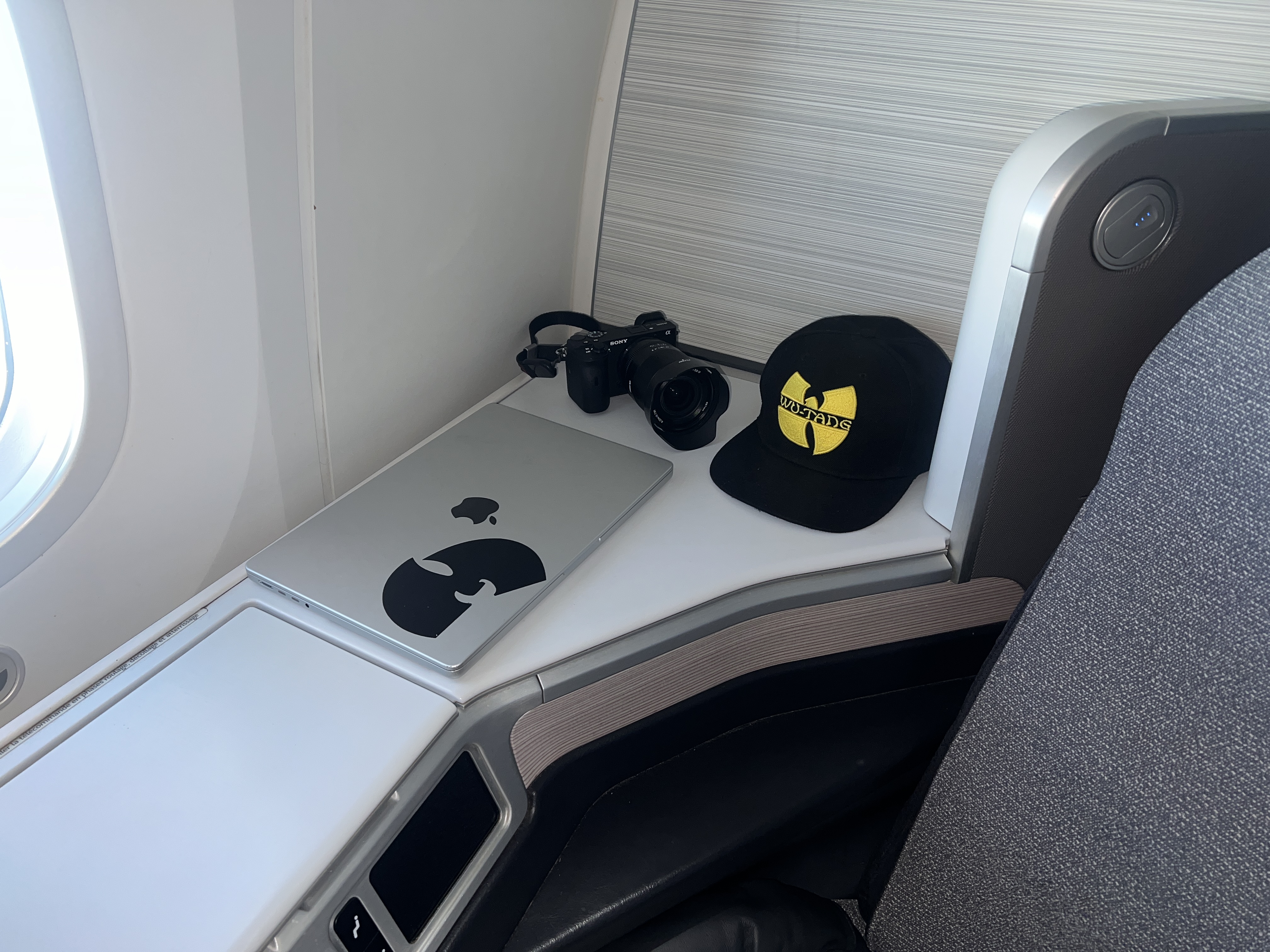 Air Canada business class storage area armrest Air Canada business class storage area armrest