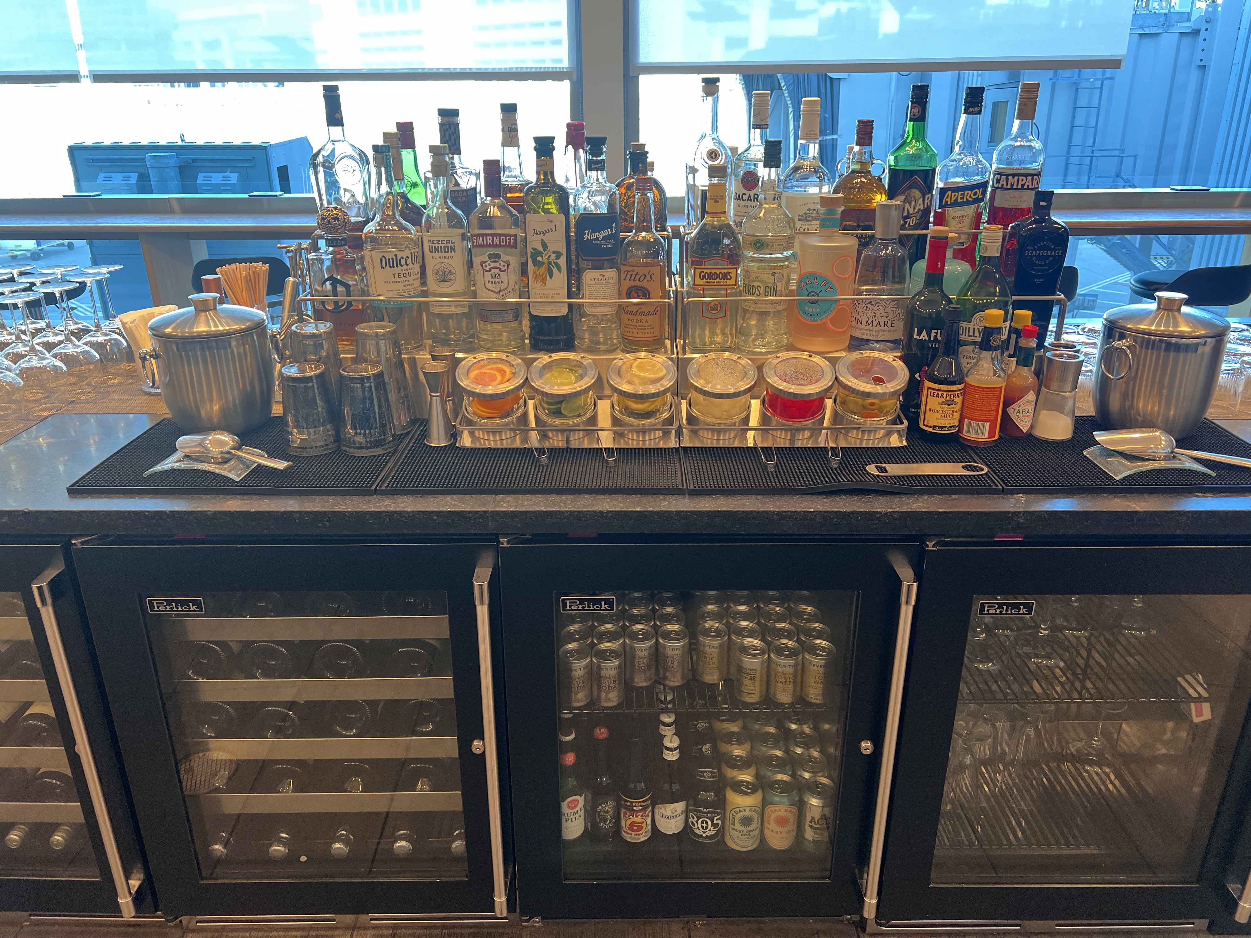 British Airways Lounge San Francisco alcoholic beverages British Airways Lounge San Francisco alcoholic beverages