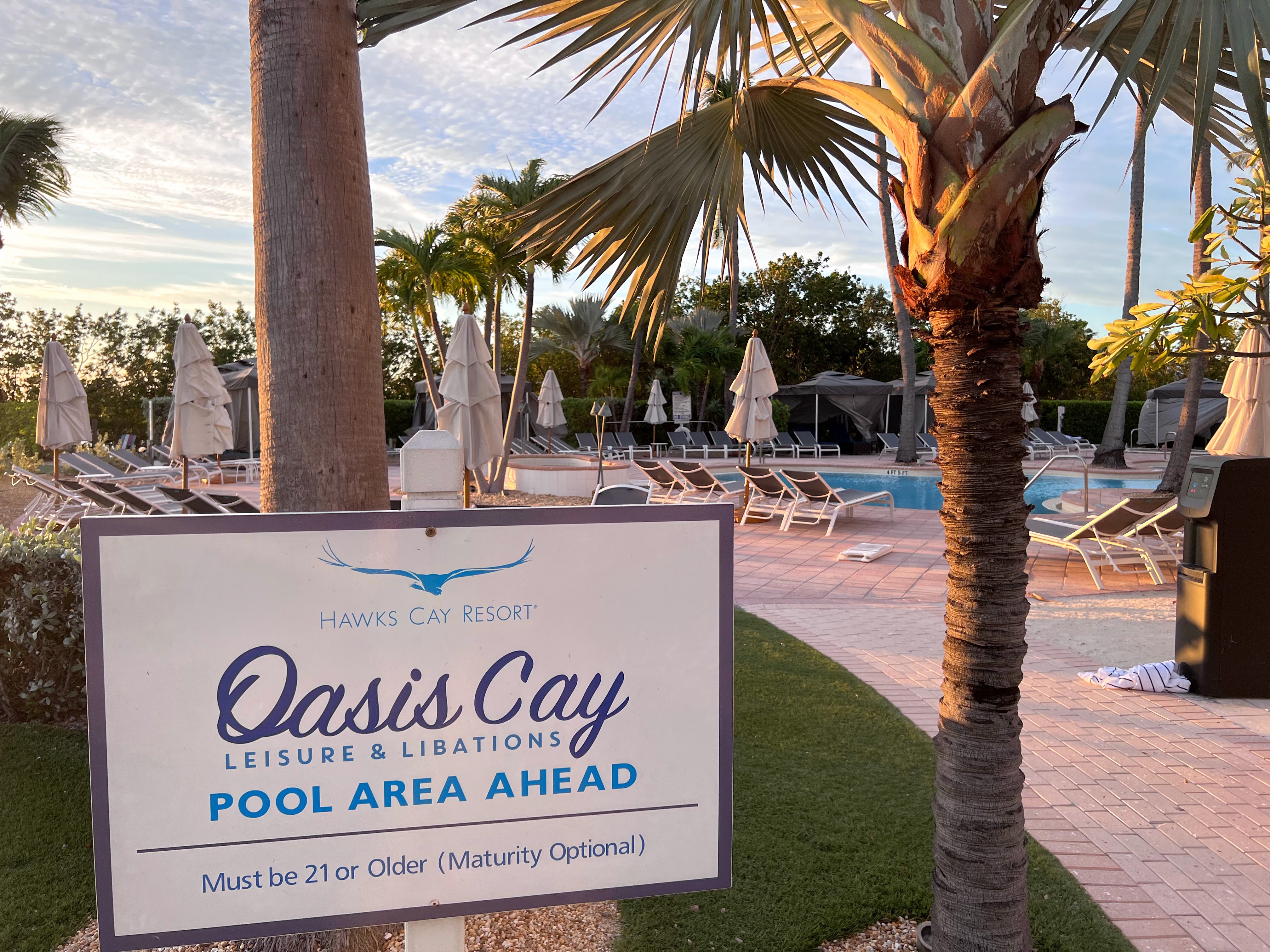 Hawks Cay Resort Oasis Cay adults pool
