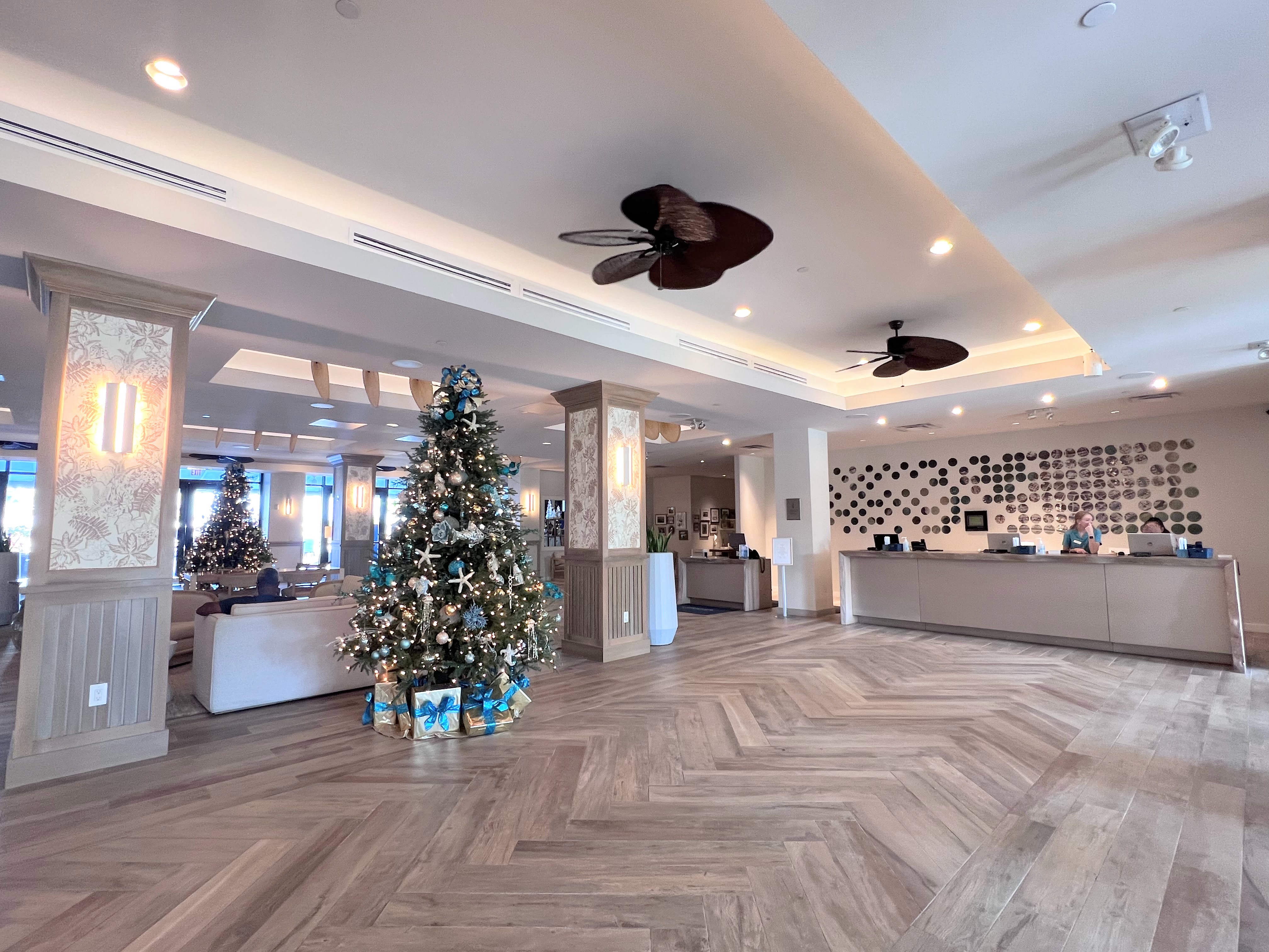 Hawks Cay Resort lobby
