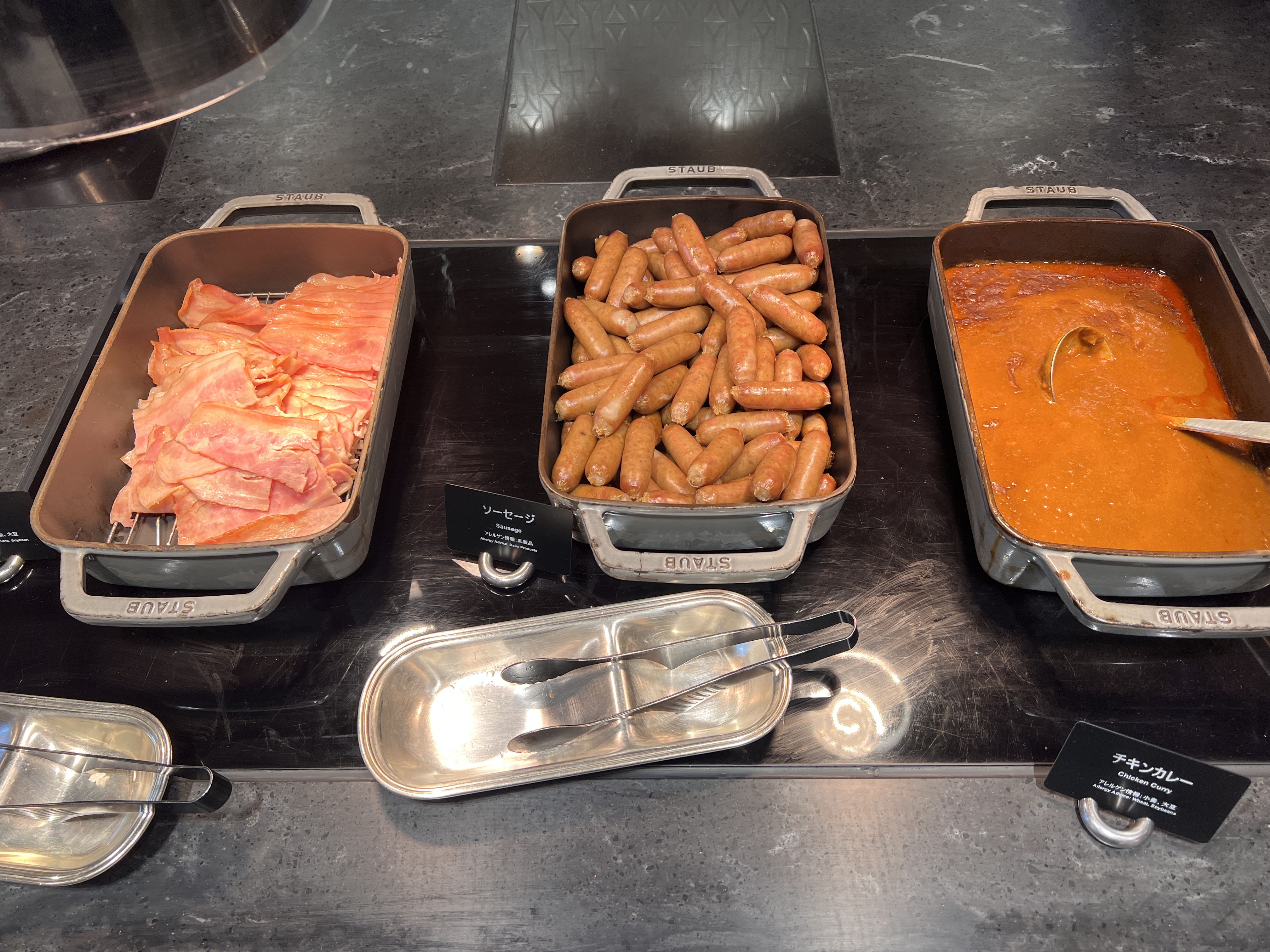 Hilton Tokyo Bay breakfast sausage chicken curry Hilton Tokyo Bay breakfast sausage chicken curry