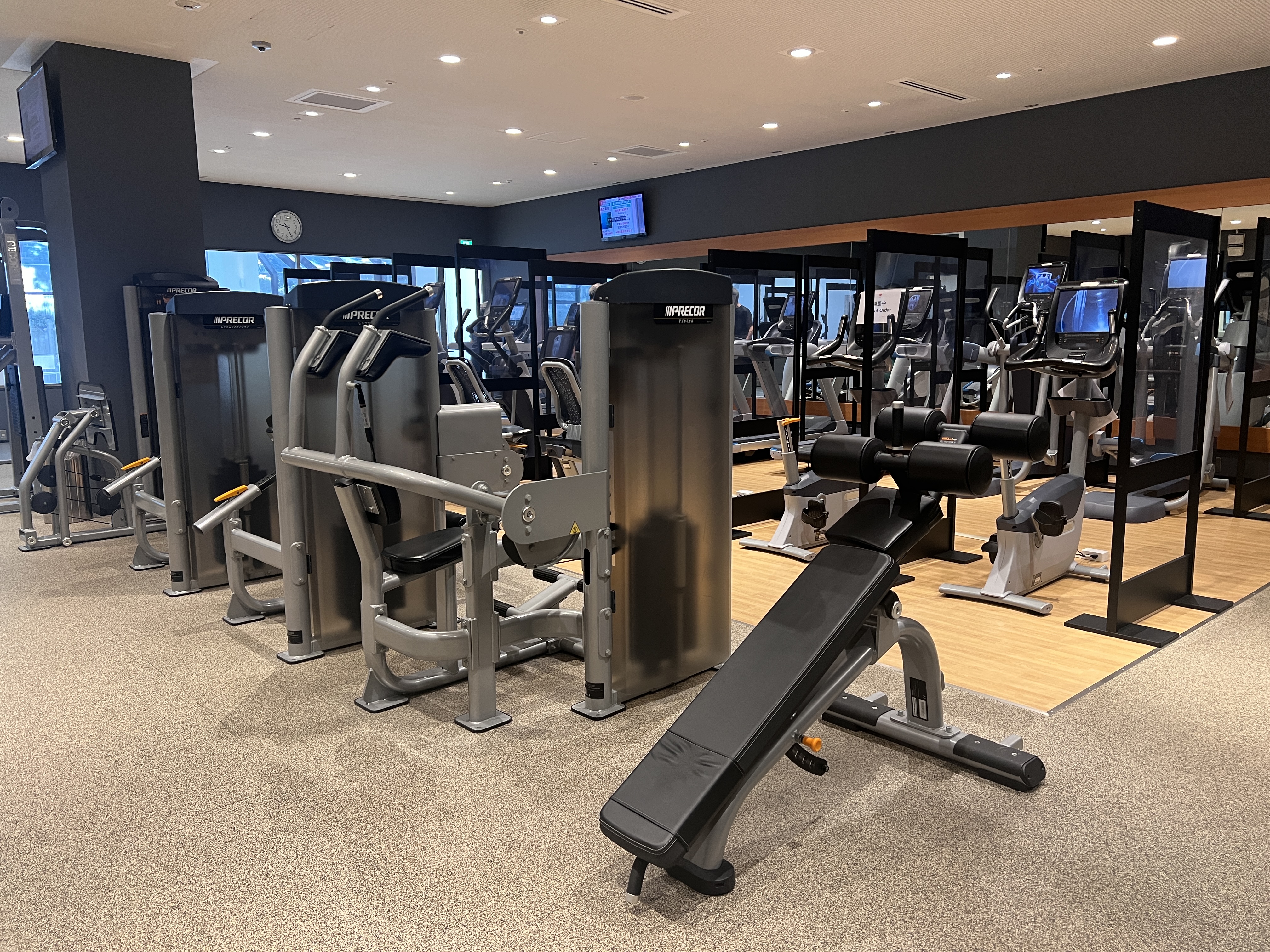 Hilton Tokyo Bay fitness center Hilton Tokyo Bay fitness center