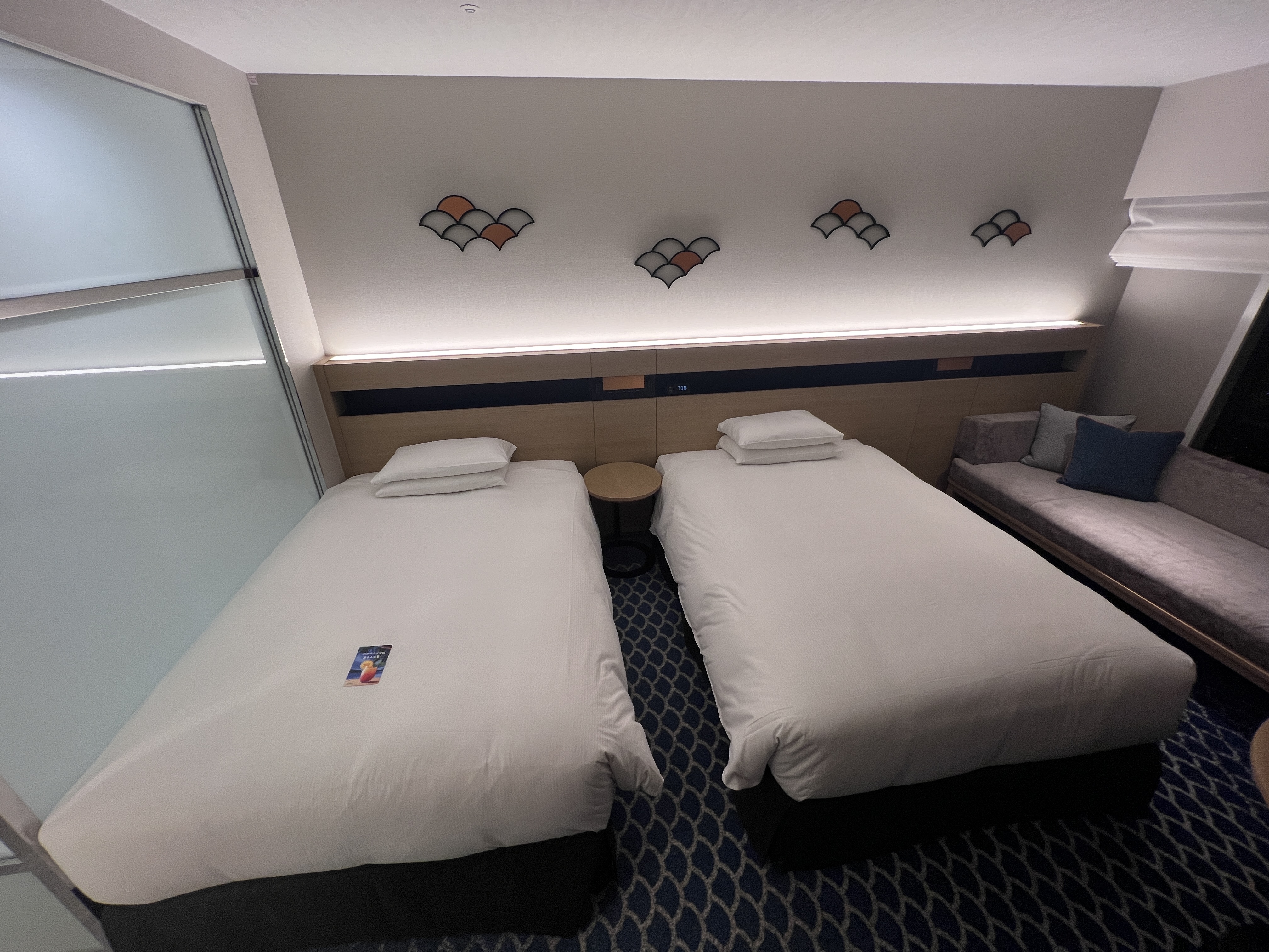 Hilton Tokyo Bay room beds top Hilton Tokyo Bay room beds top