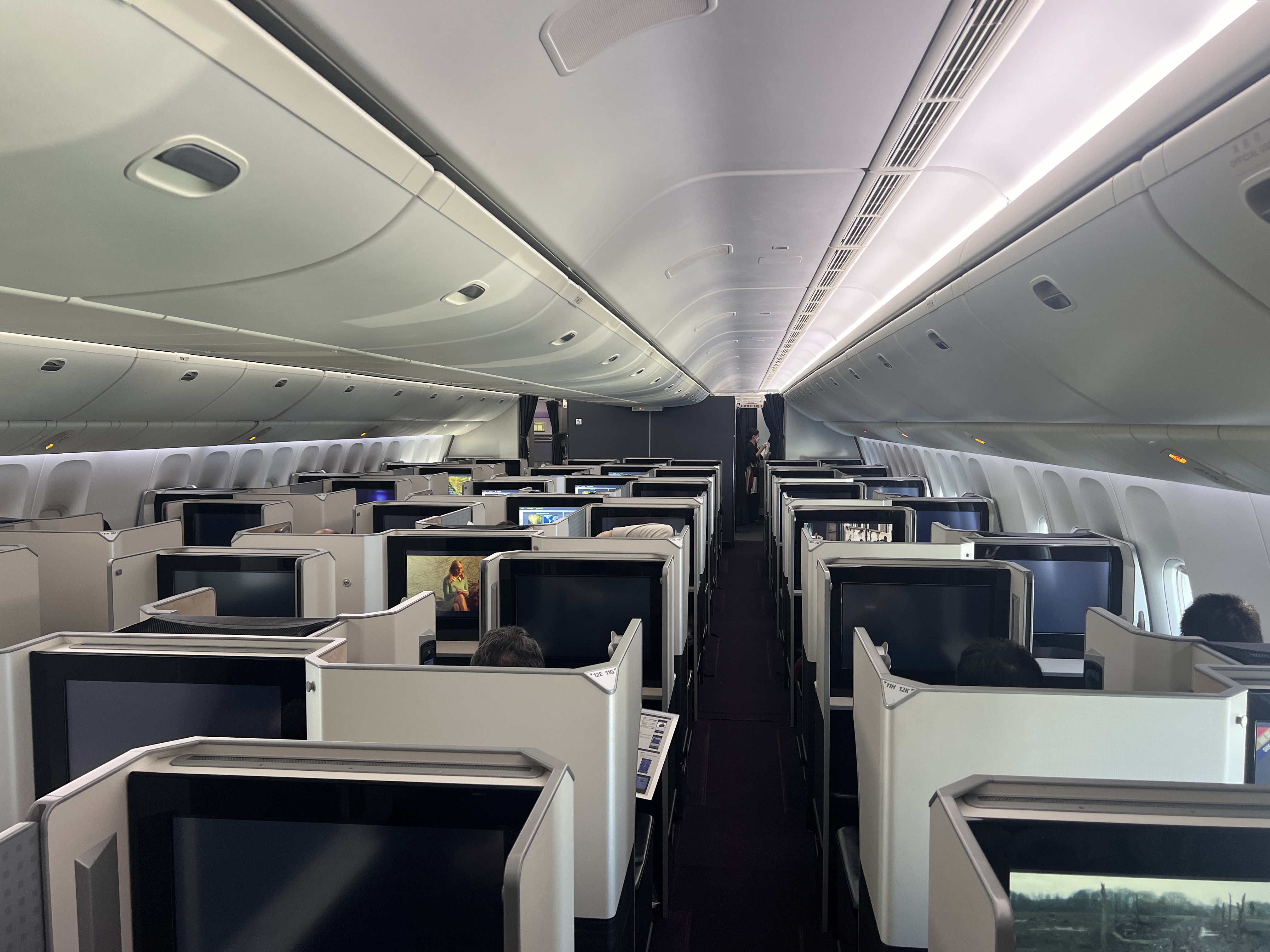 Japan Airlines 777 300er business class cabin 2 Japan Airlines 777 300er business class cabin 2