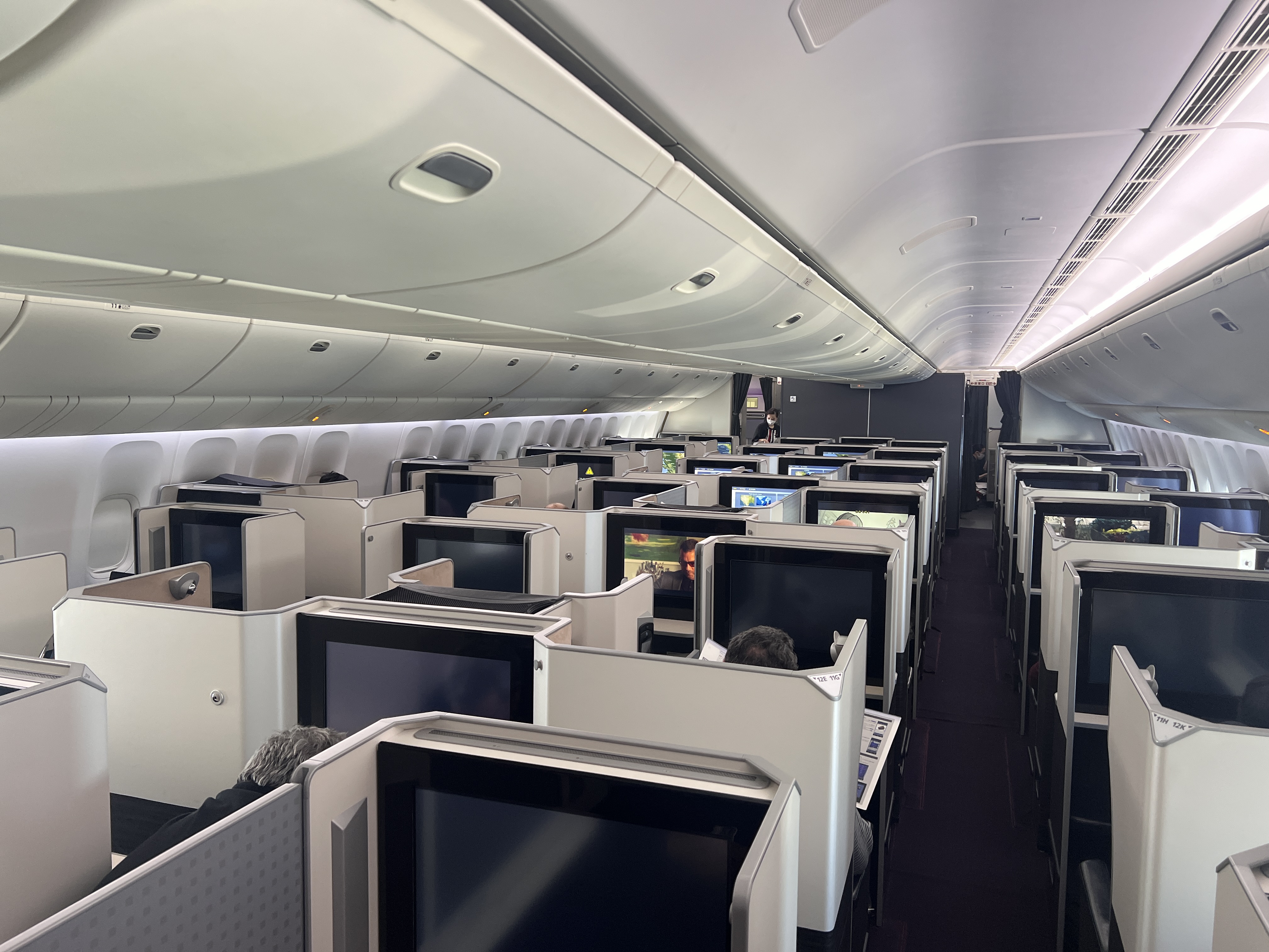 Japan Airlines 777 300er business class cabin Japan Airlines 777 300er business class cabin