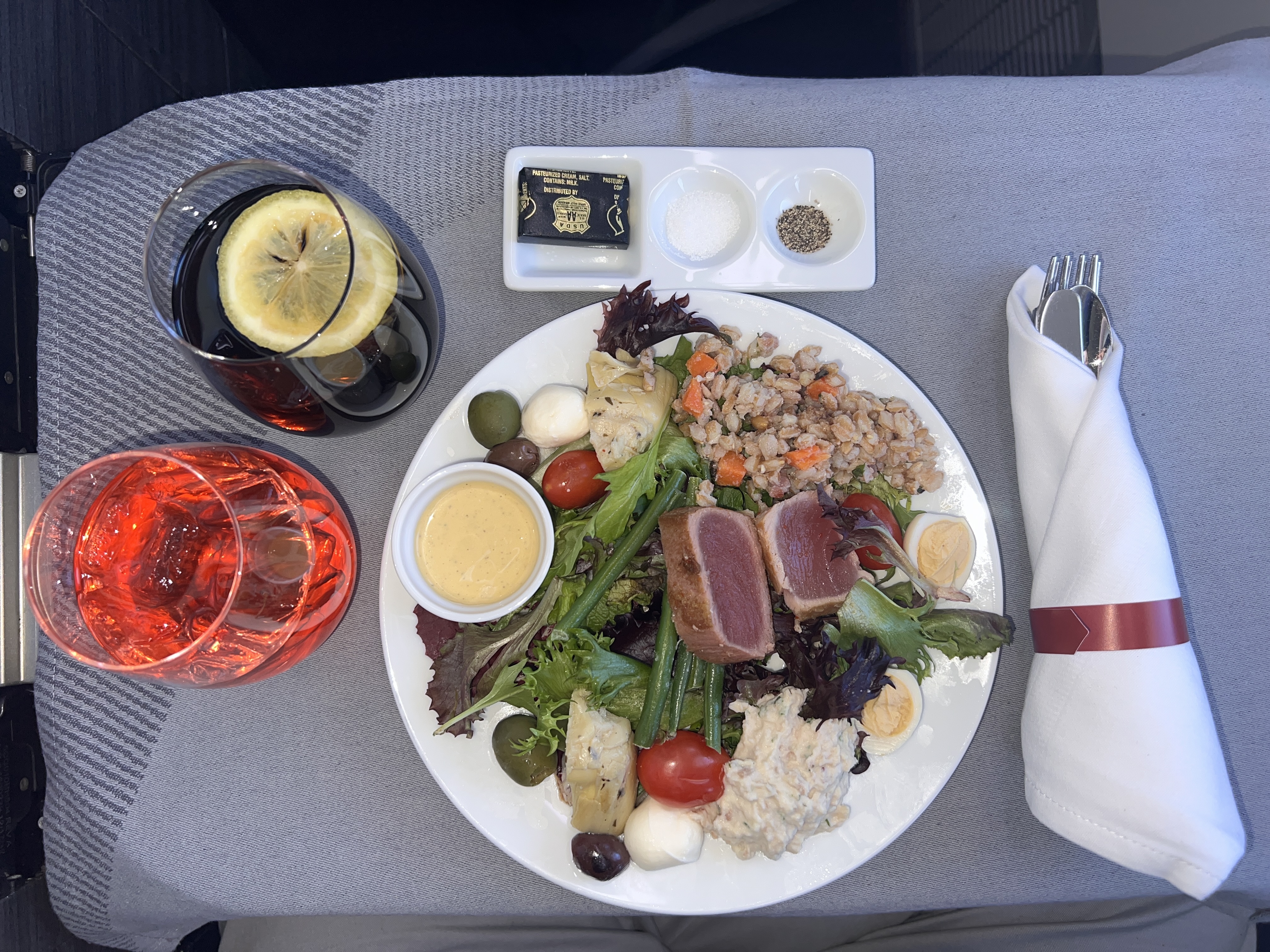 Japan Airlines 777 300er business class international appetizer seared tuna Japan Airlines 777 300er business class international appetizer seared tuna