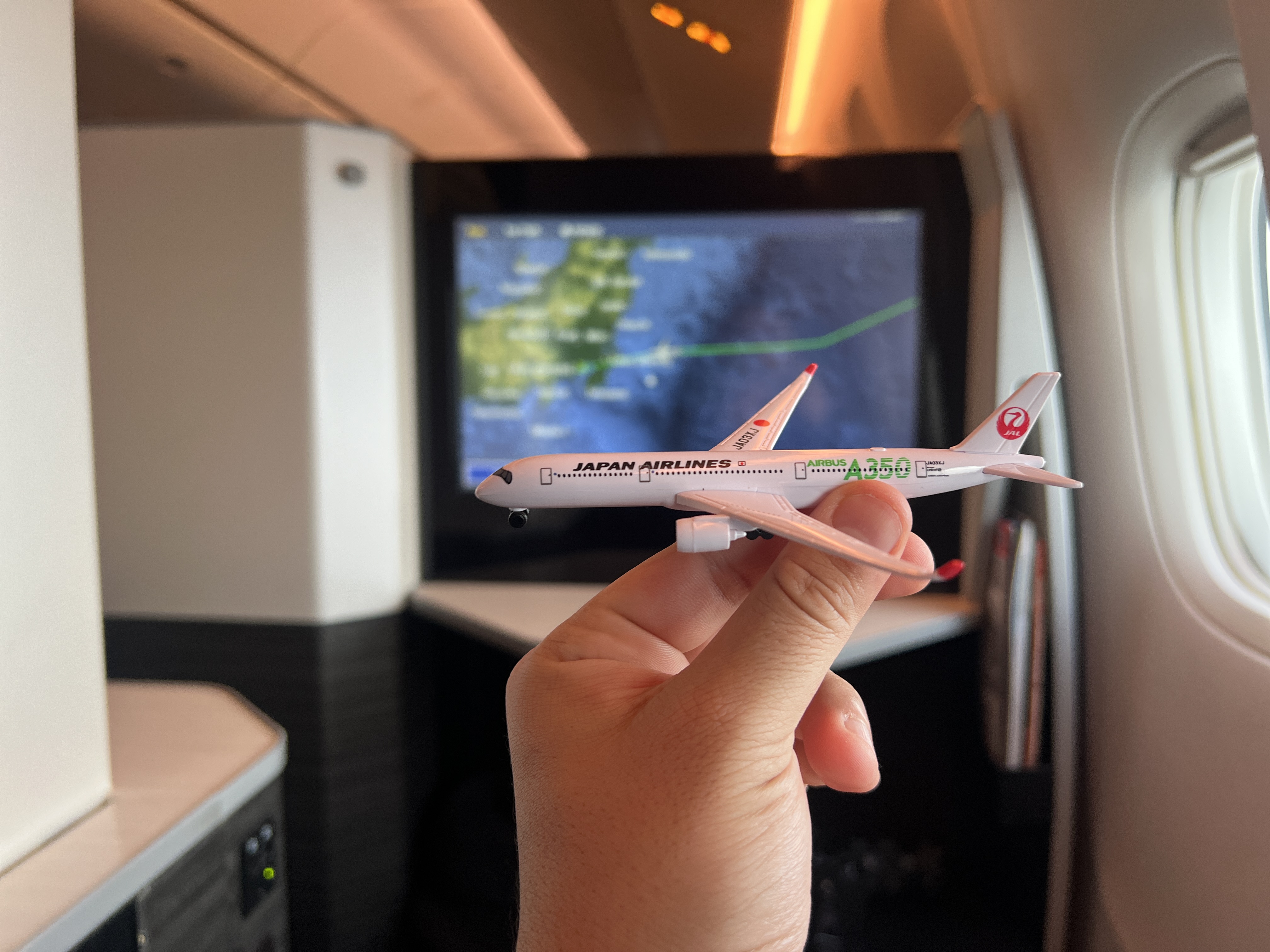 Japan Airlines 777 300er business class model a350 plane Japan Airlines 777 300er business class model a350 plane