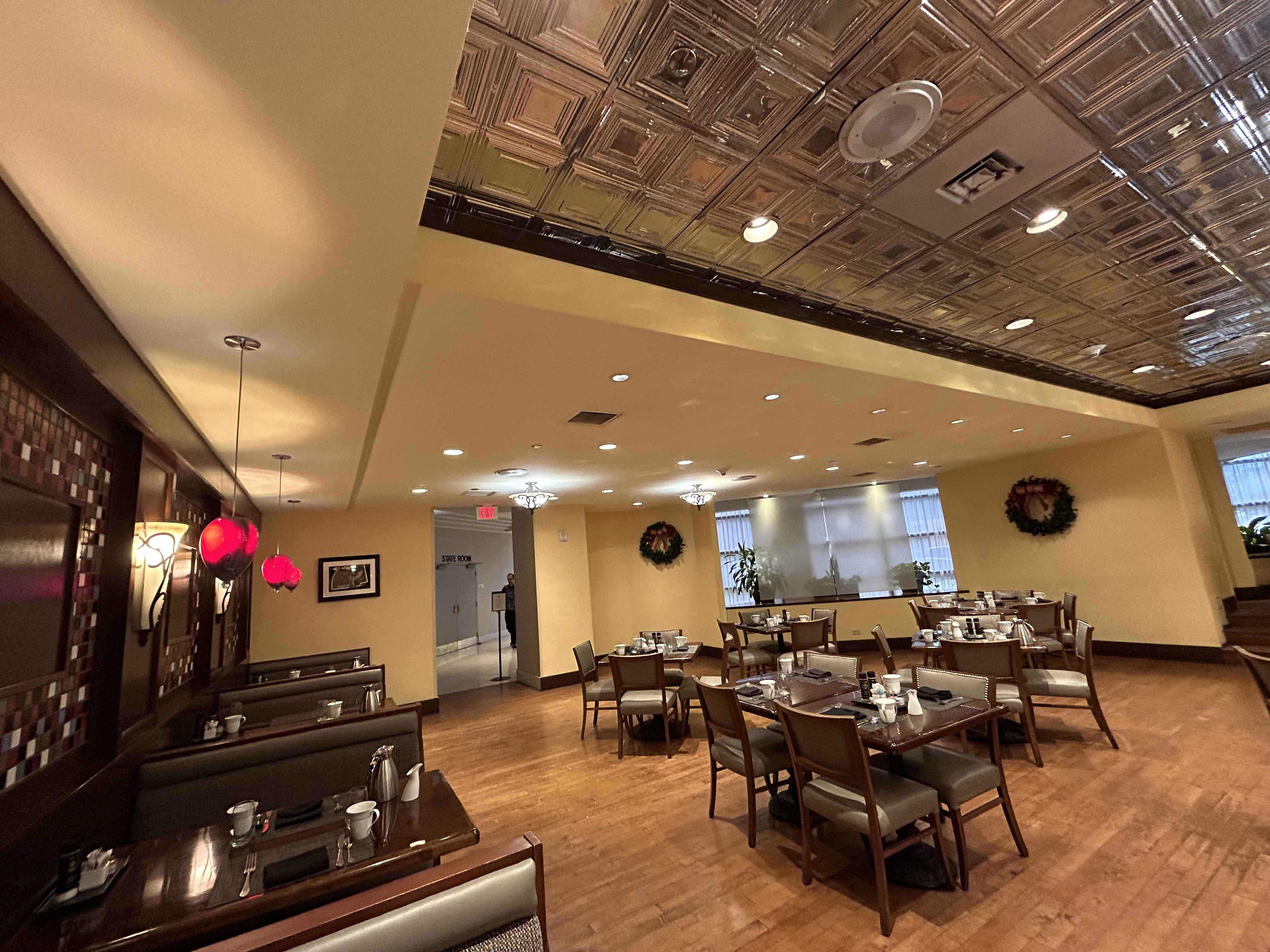 Marriott Albany dining room