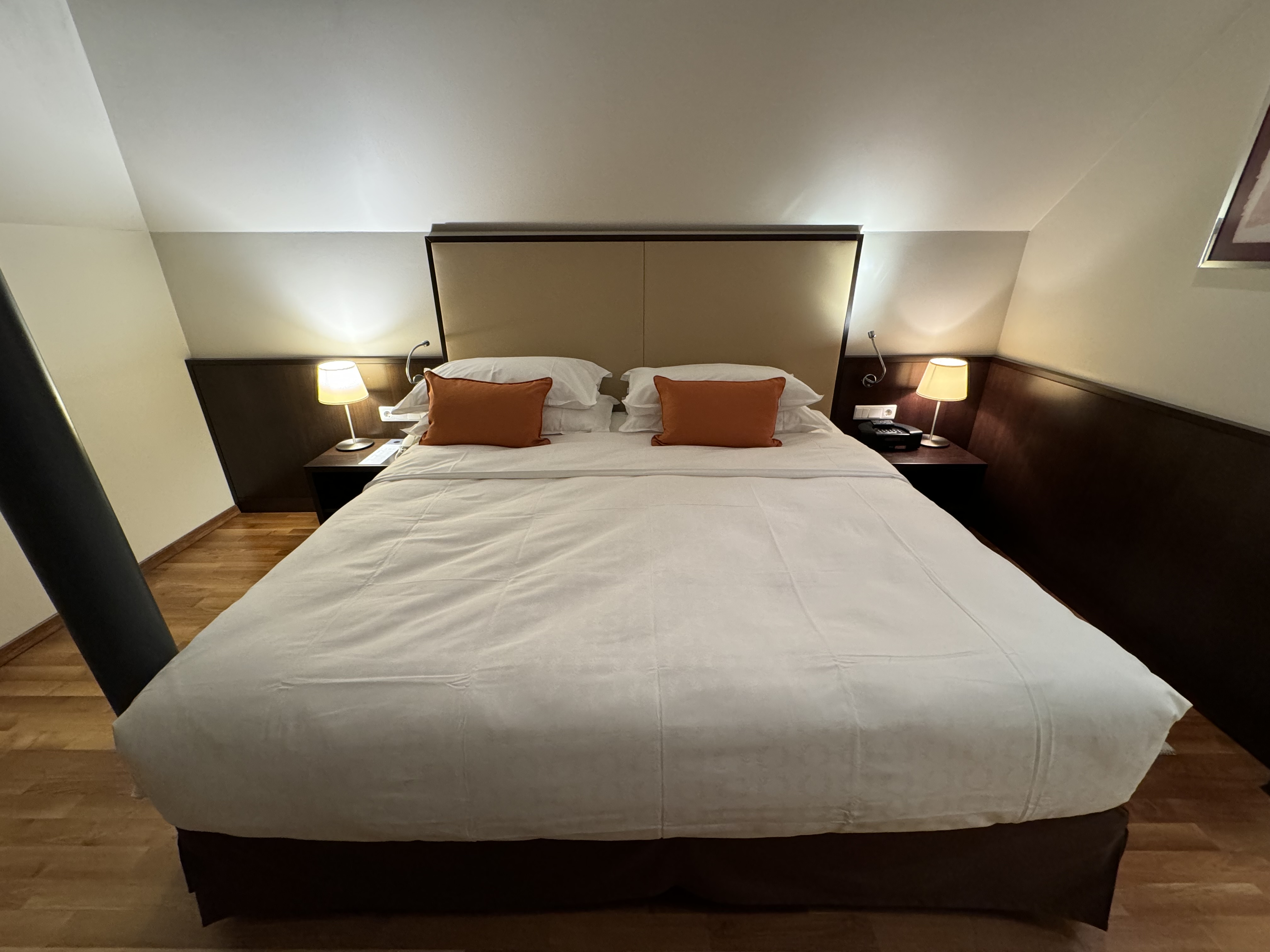 Sheraton Salzburg King Bed Sheraton Salzburg King Bed