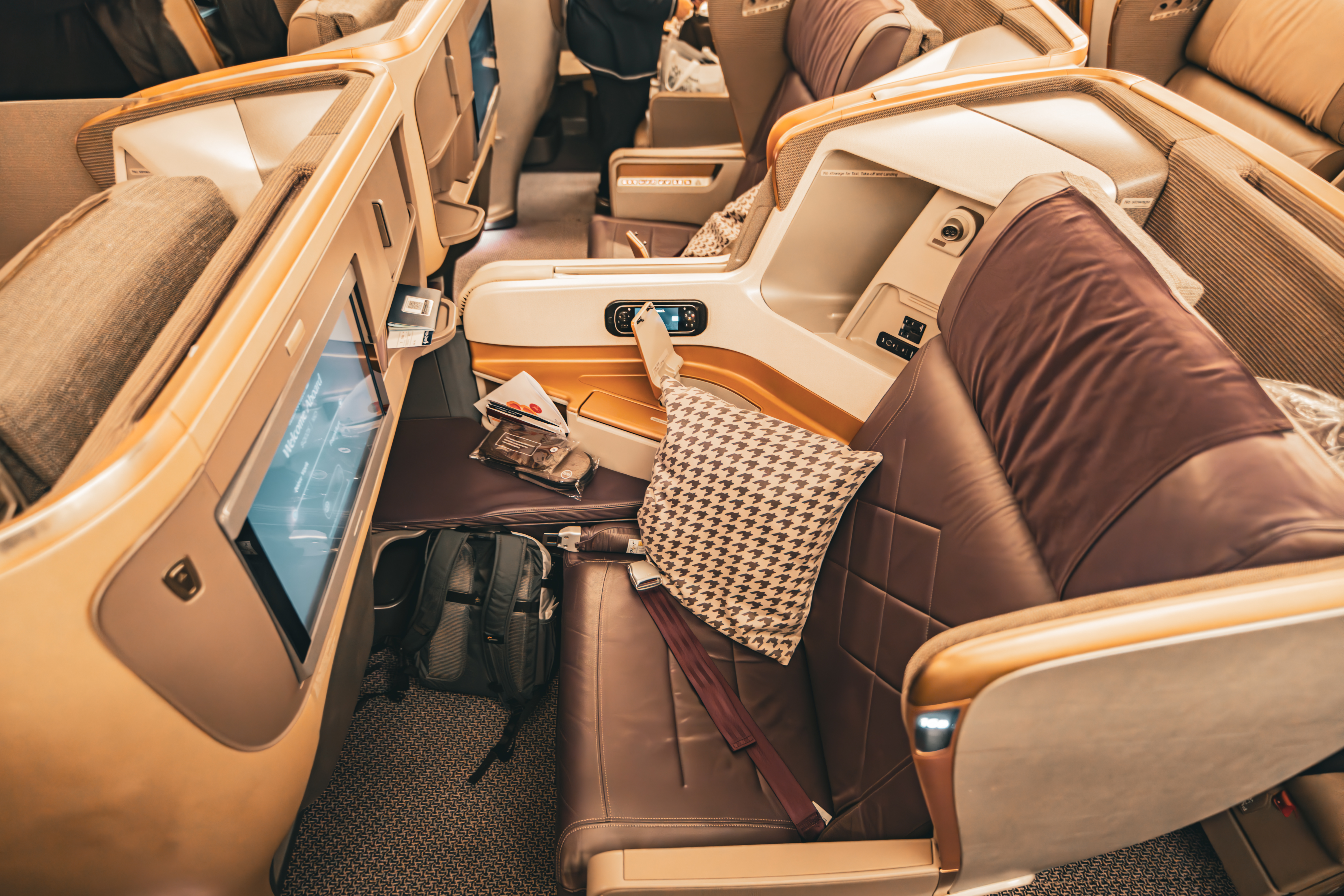 Singapore BUSINESS CLASS SEAT 777 300er