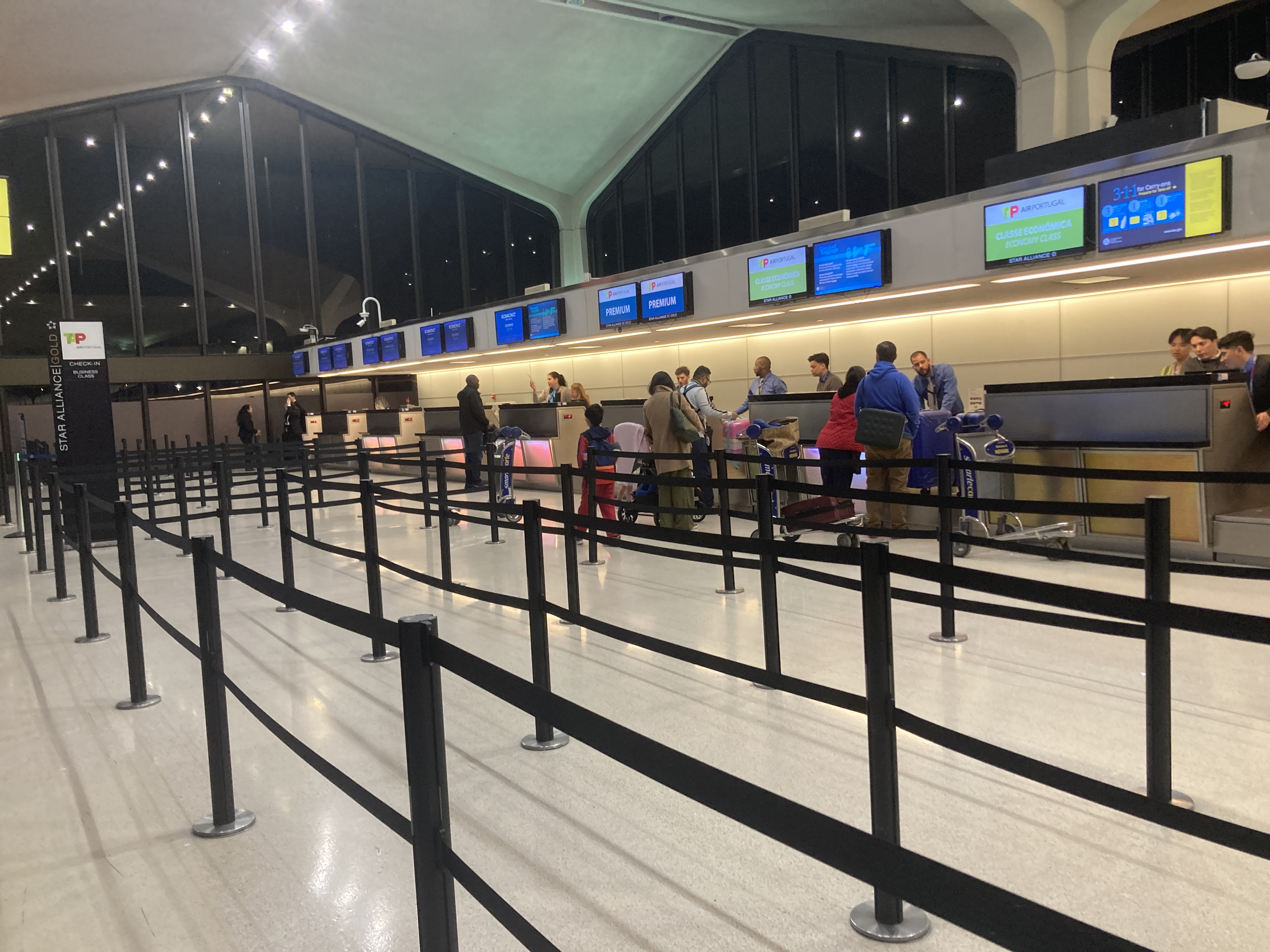TAP Air Portugal check in EWR Newark TAP Air Portugal check in EWR Newark