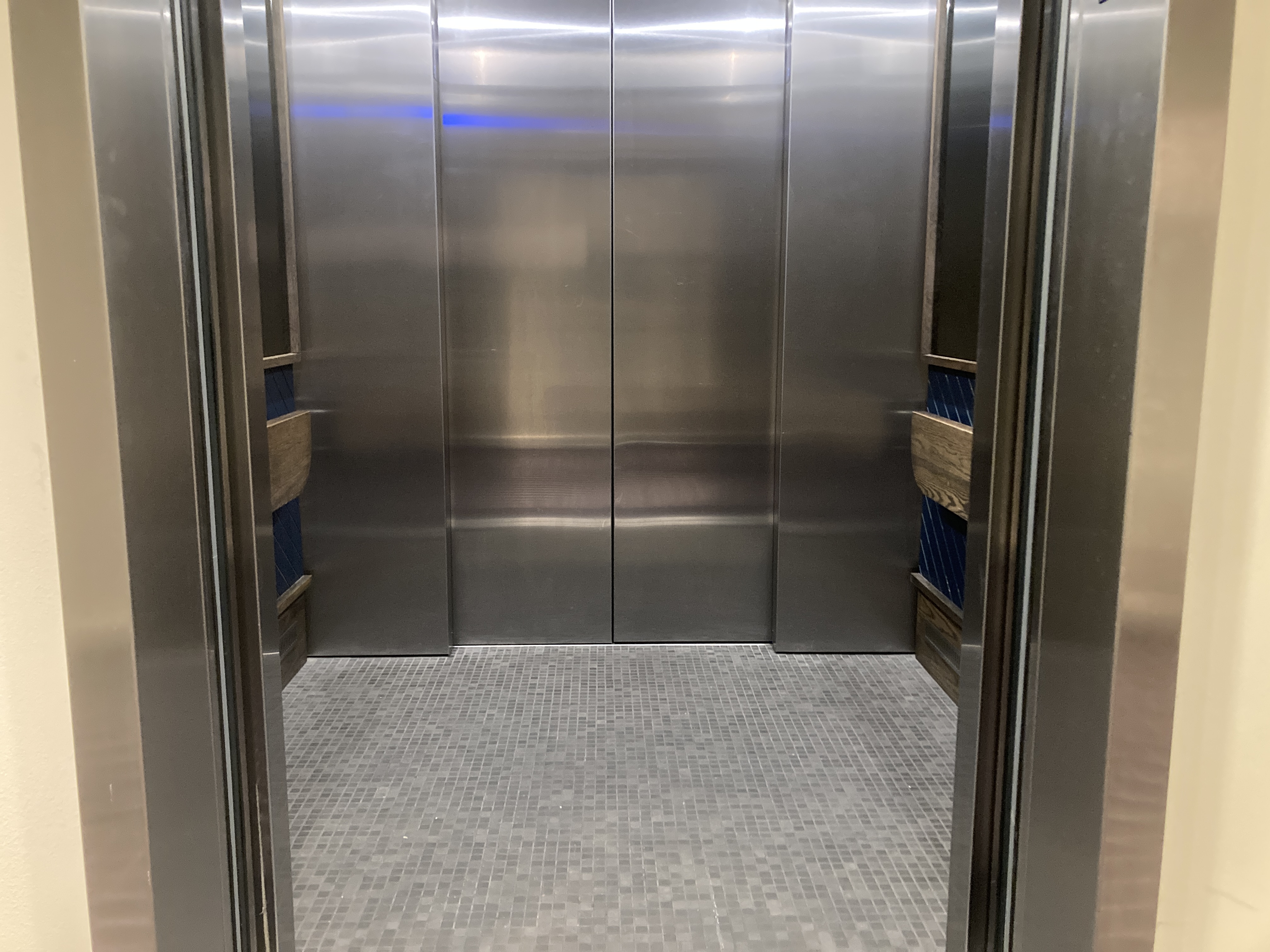 Thompson Washington DC elevator