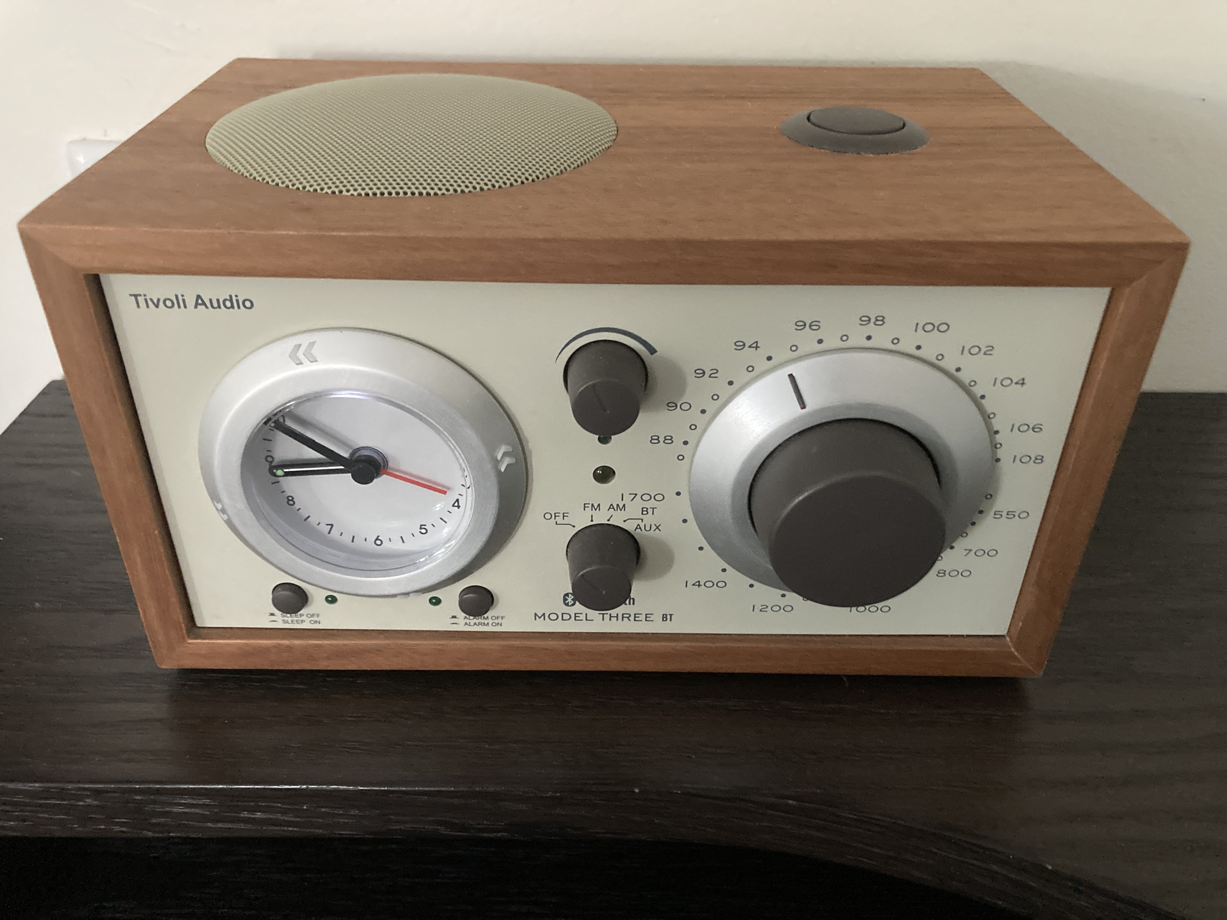 Thompson Washington DC junior suite clock radio