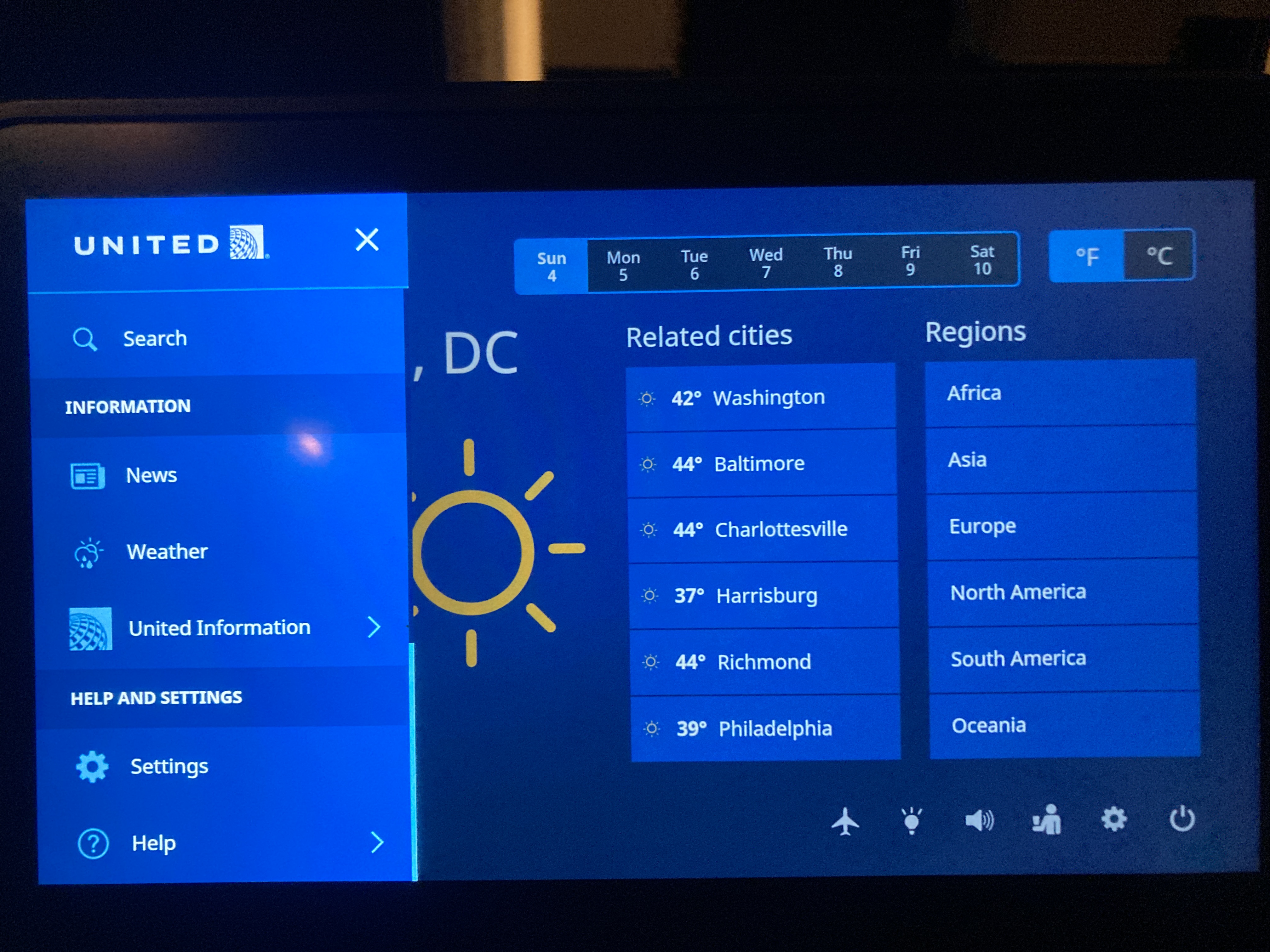 United Boeing 777 200 personal entertainment system weather United Boeing 777 200 personal entertainment system weather