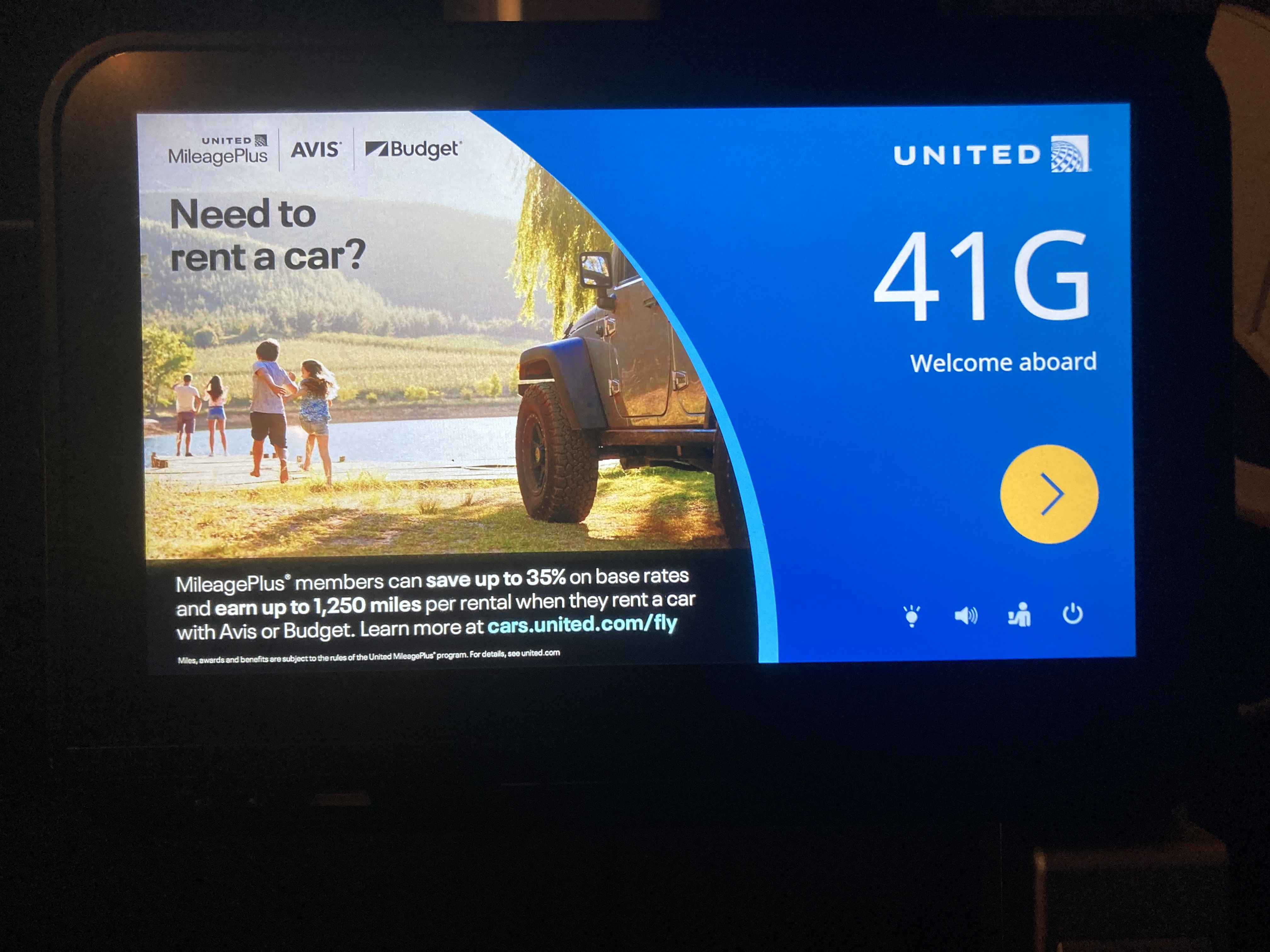 United Boeing 777 200 personal entertainment system welcome screen United Boeing 777 200 personal entertainment system welcome screen