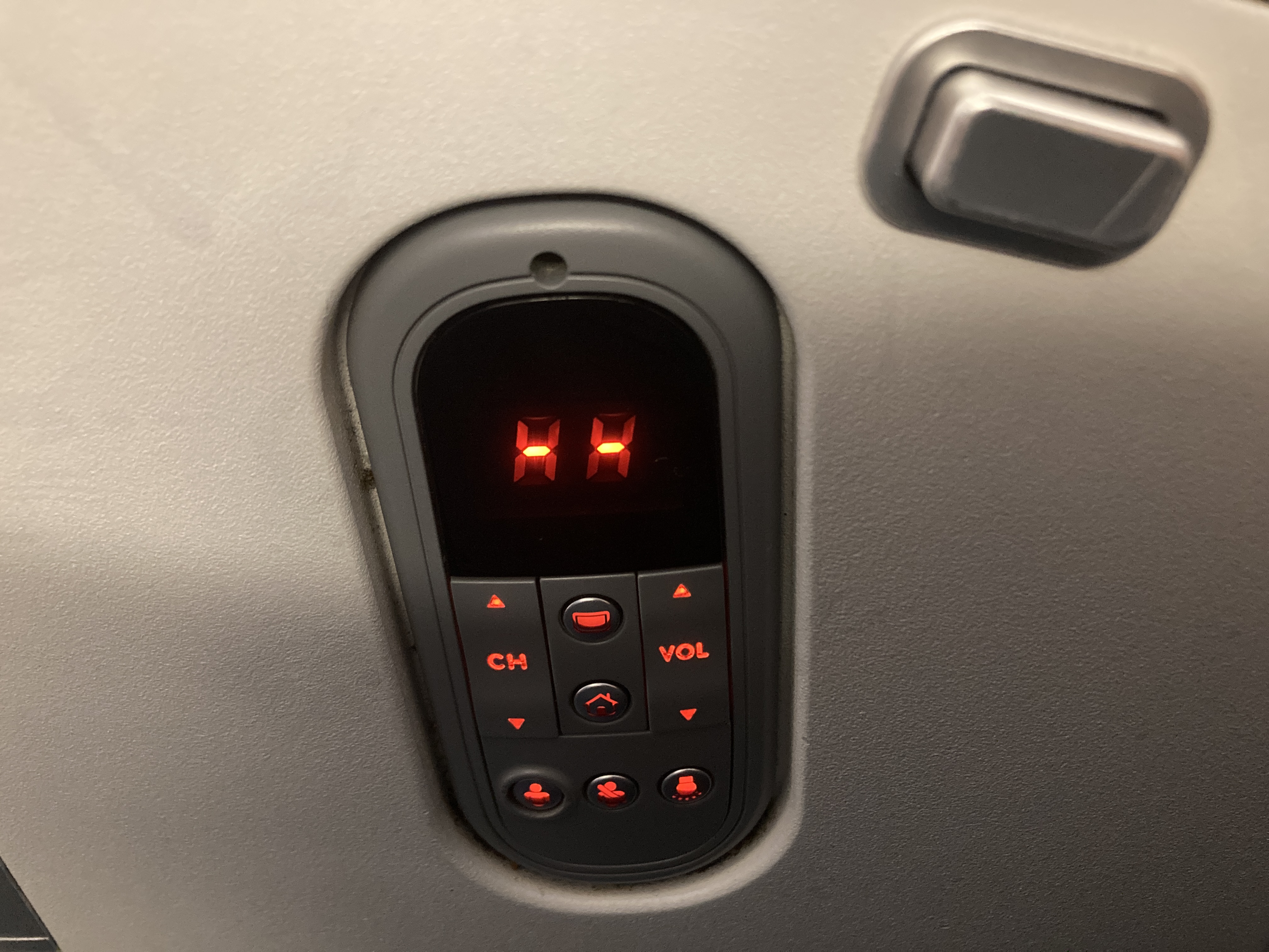 United Boeing 777 200 tv control on moulding seat 41G United Boeing 777 200 tv control on moulding seat 41G
