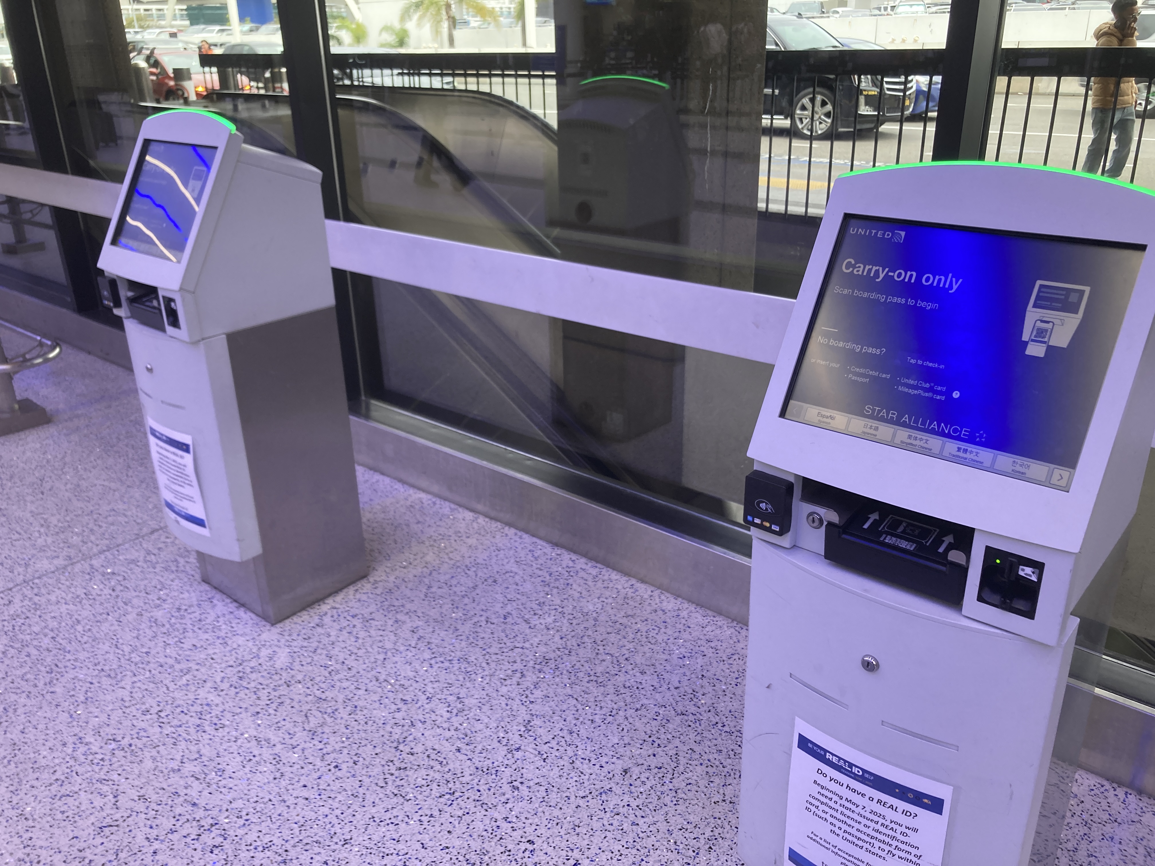 United carry on only kiosks at LAX for flight to IAD United carry on only kiosks at LAX for flight to IAD