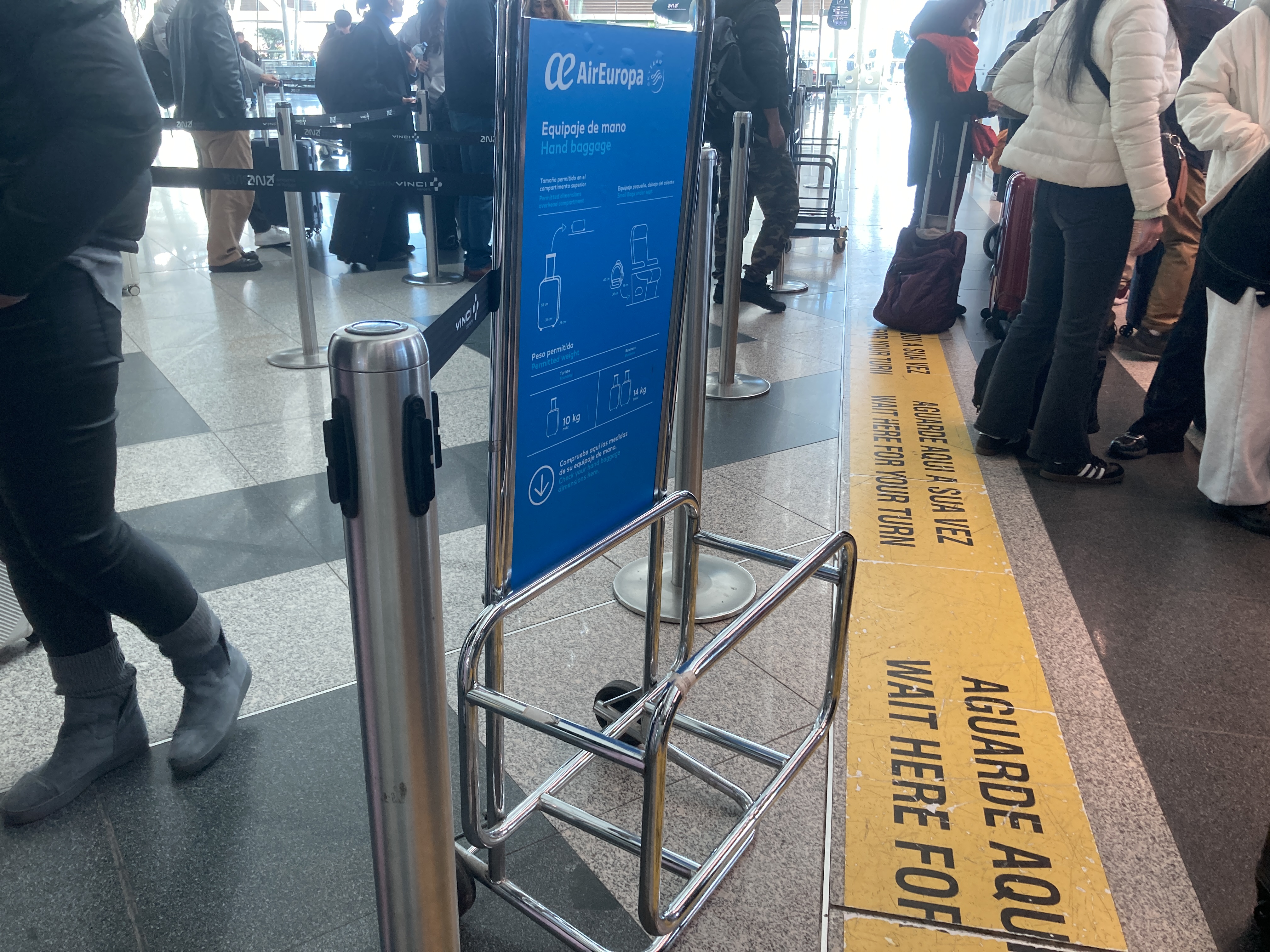 Air Europa carryon bag size at check in Porto OPO Air Europa carryon bag size at check in Porto OPO