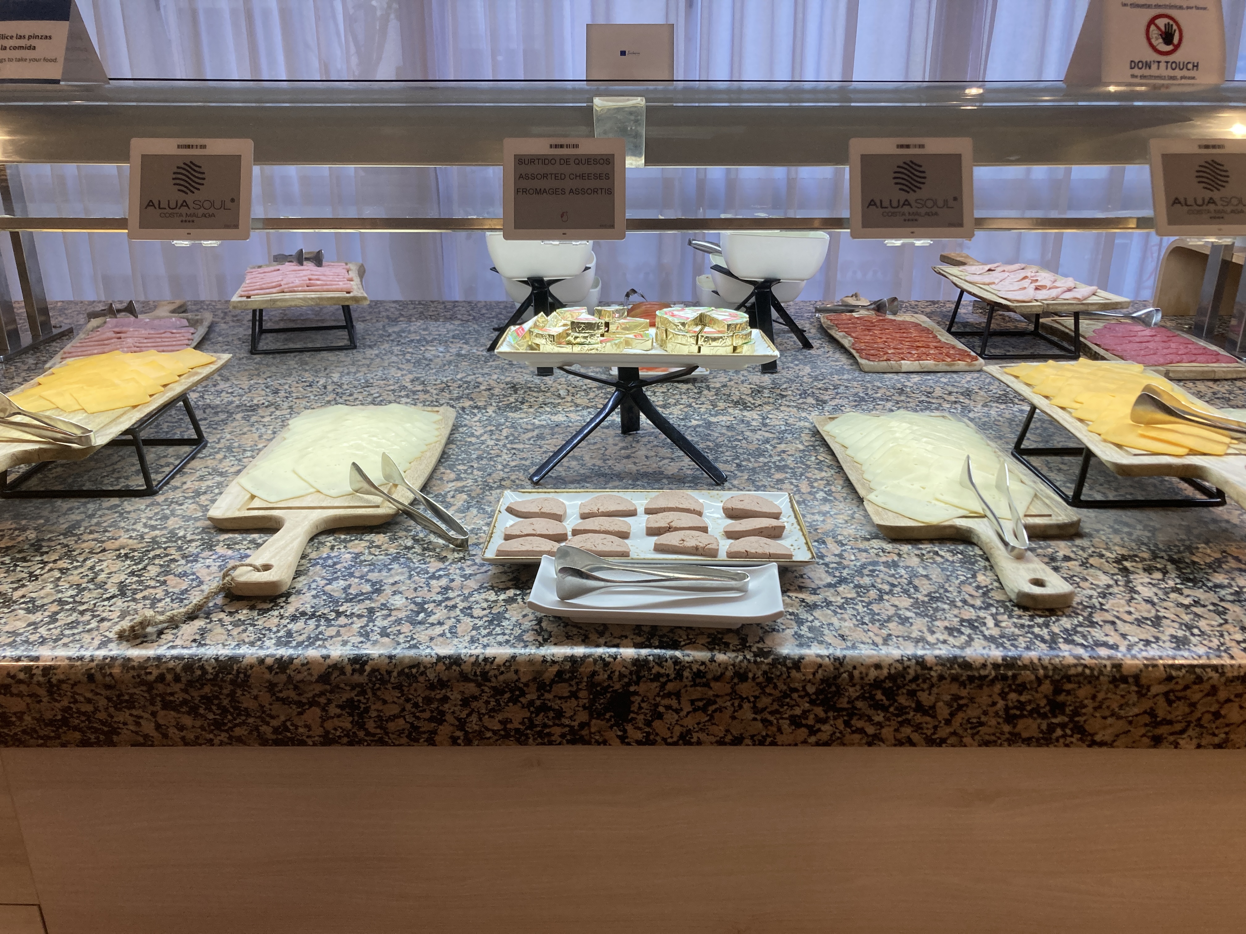 AluaSoul Costa Malaga Terra restaurant breakfast cold cuts