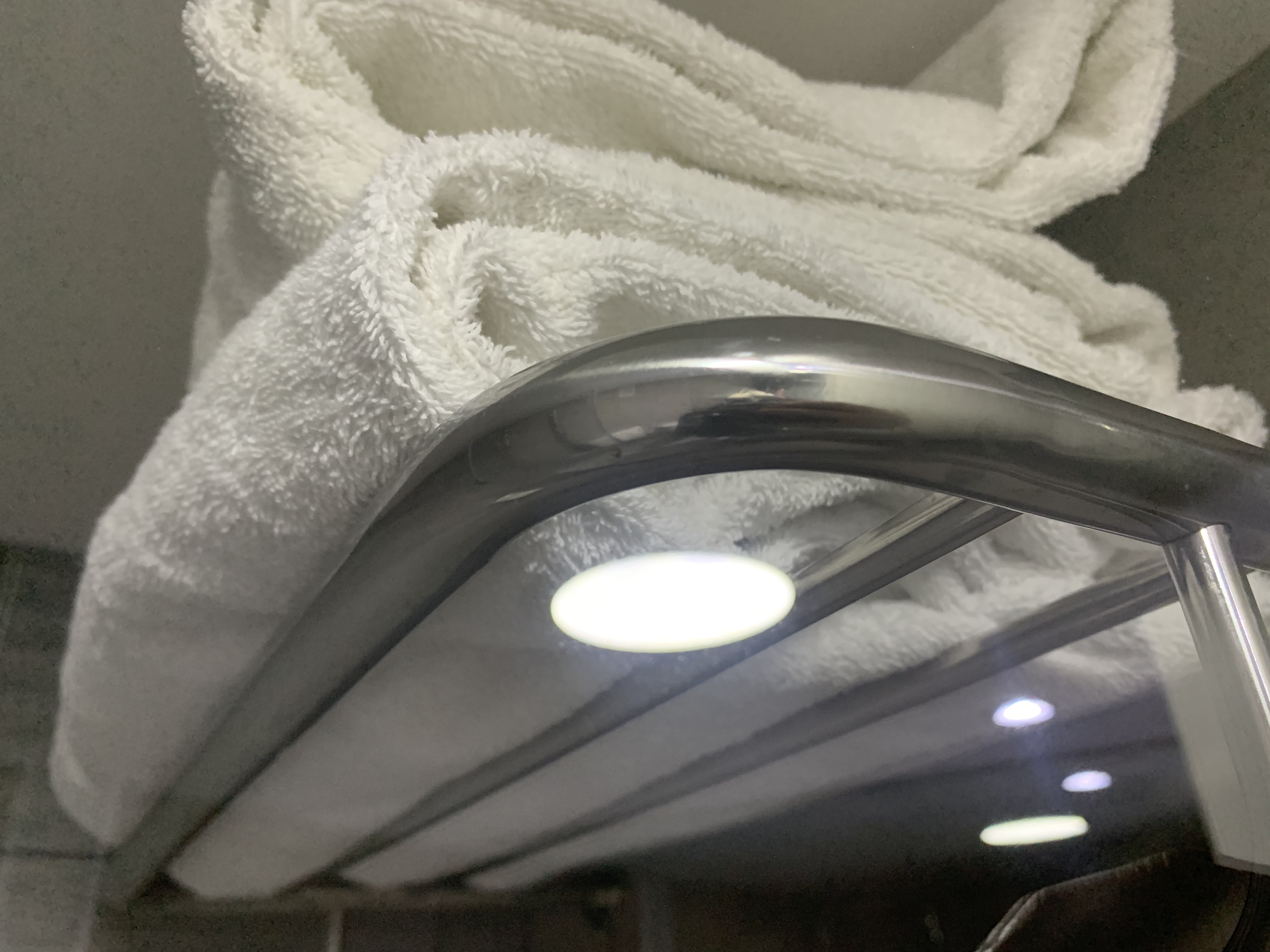 AluaSoul Costa Malaga bathroom shower towel rack problem