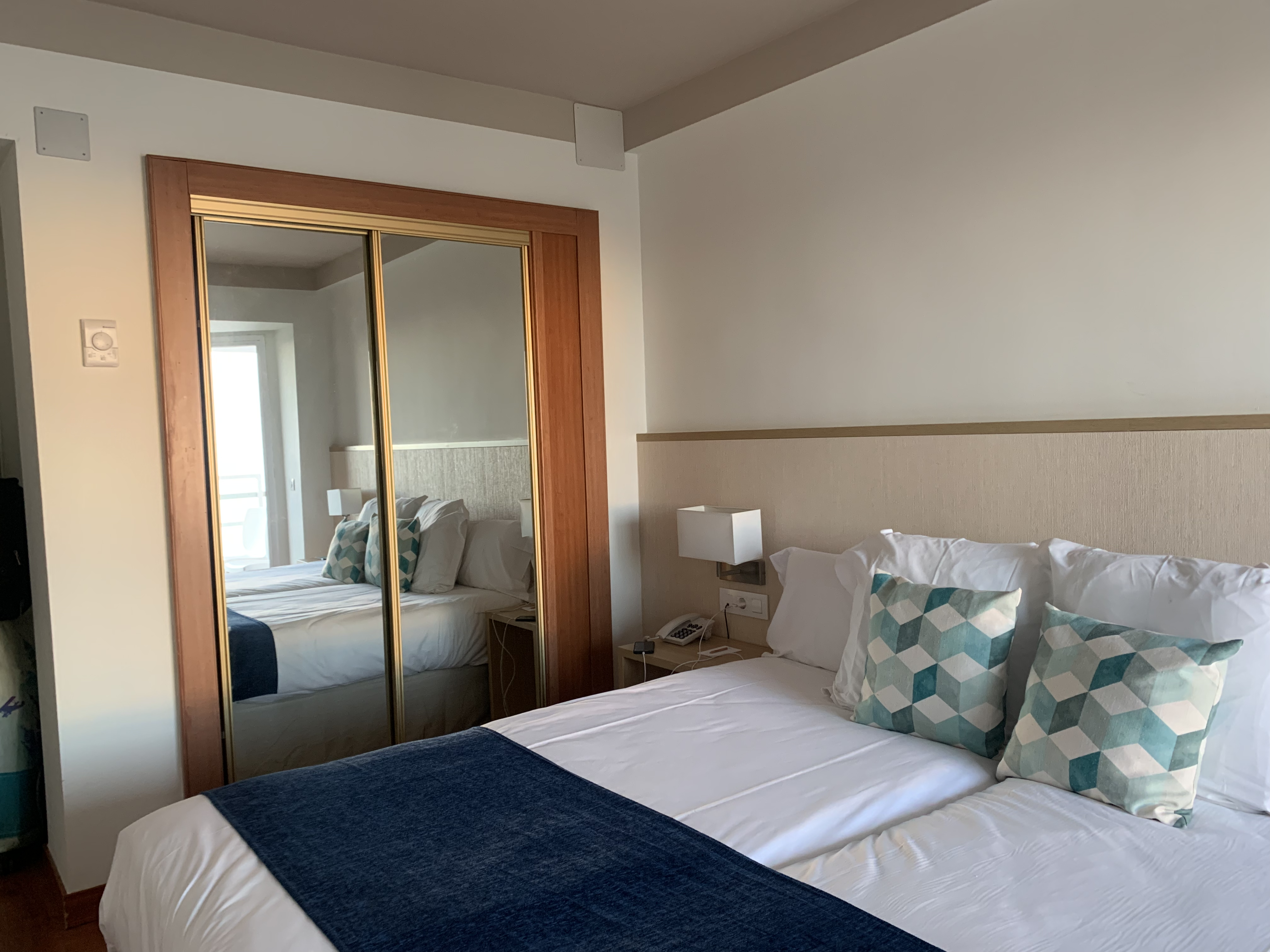 AluaSoul Costa Malaga bedroom bed and closet