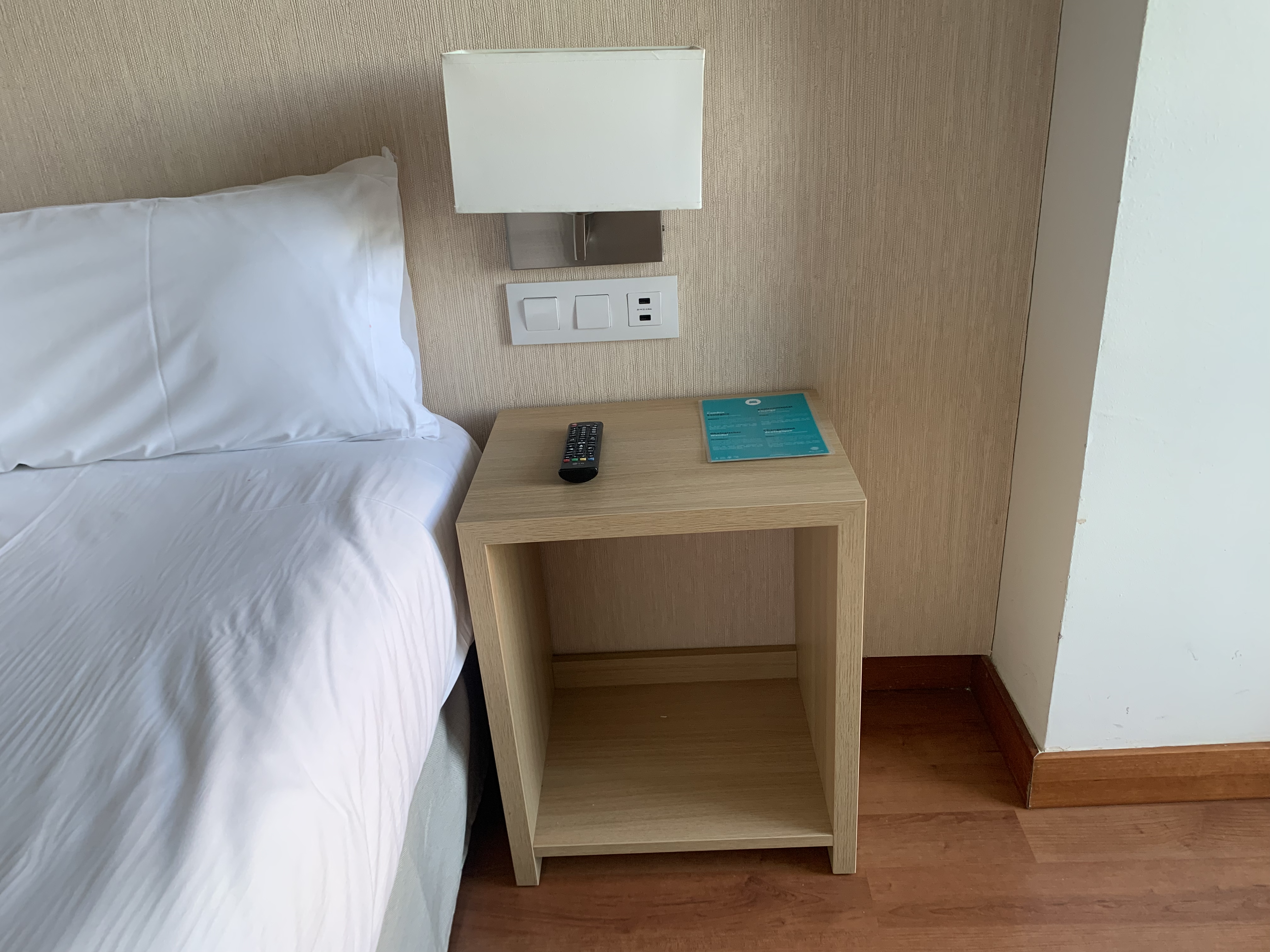 AluaSoul Costa Malaga bedroom nightstand lamp