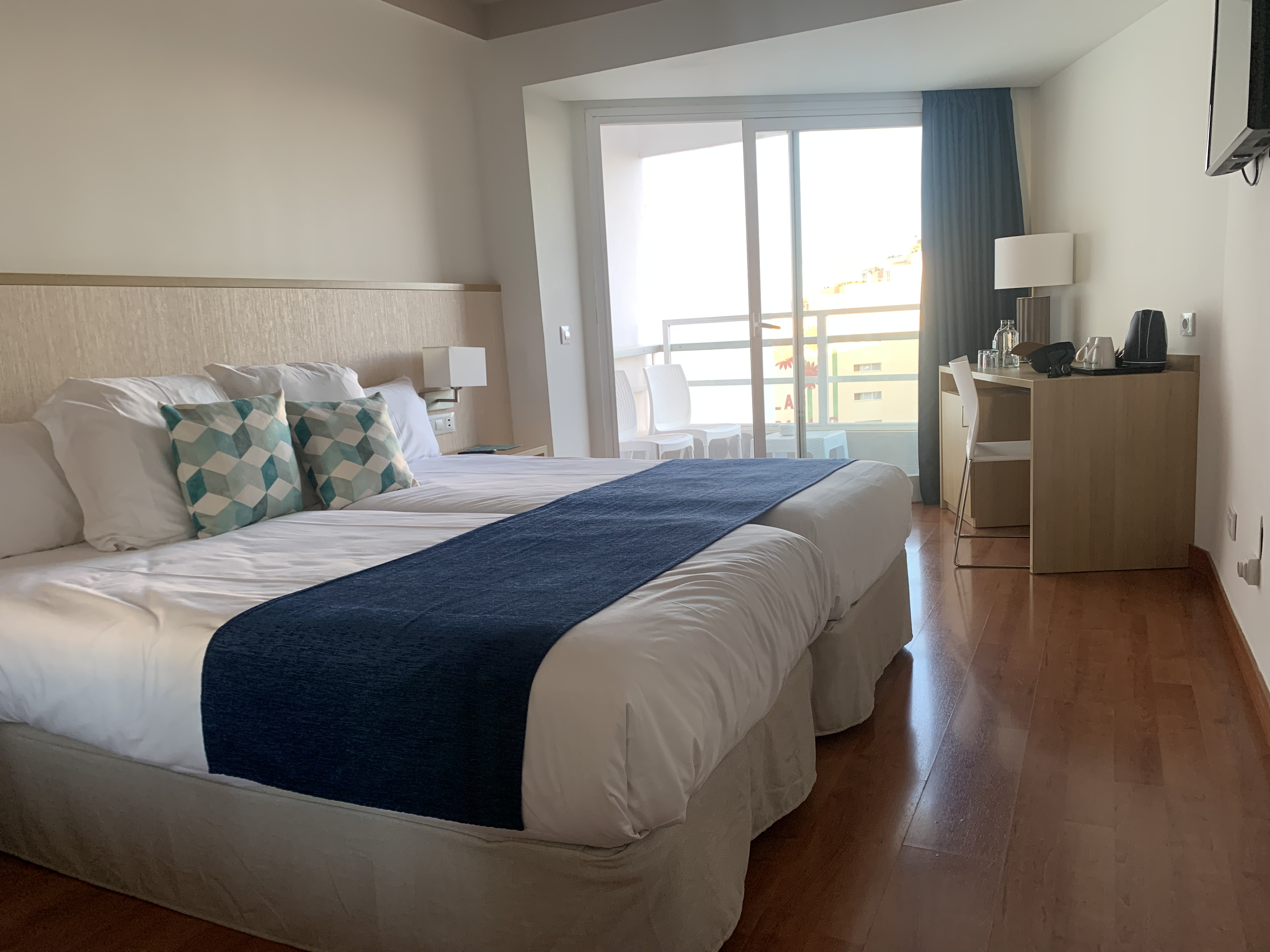 AluaSoul Costa Malaga bedroom