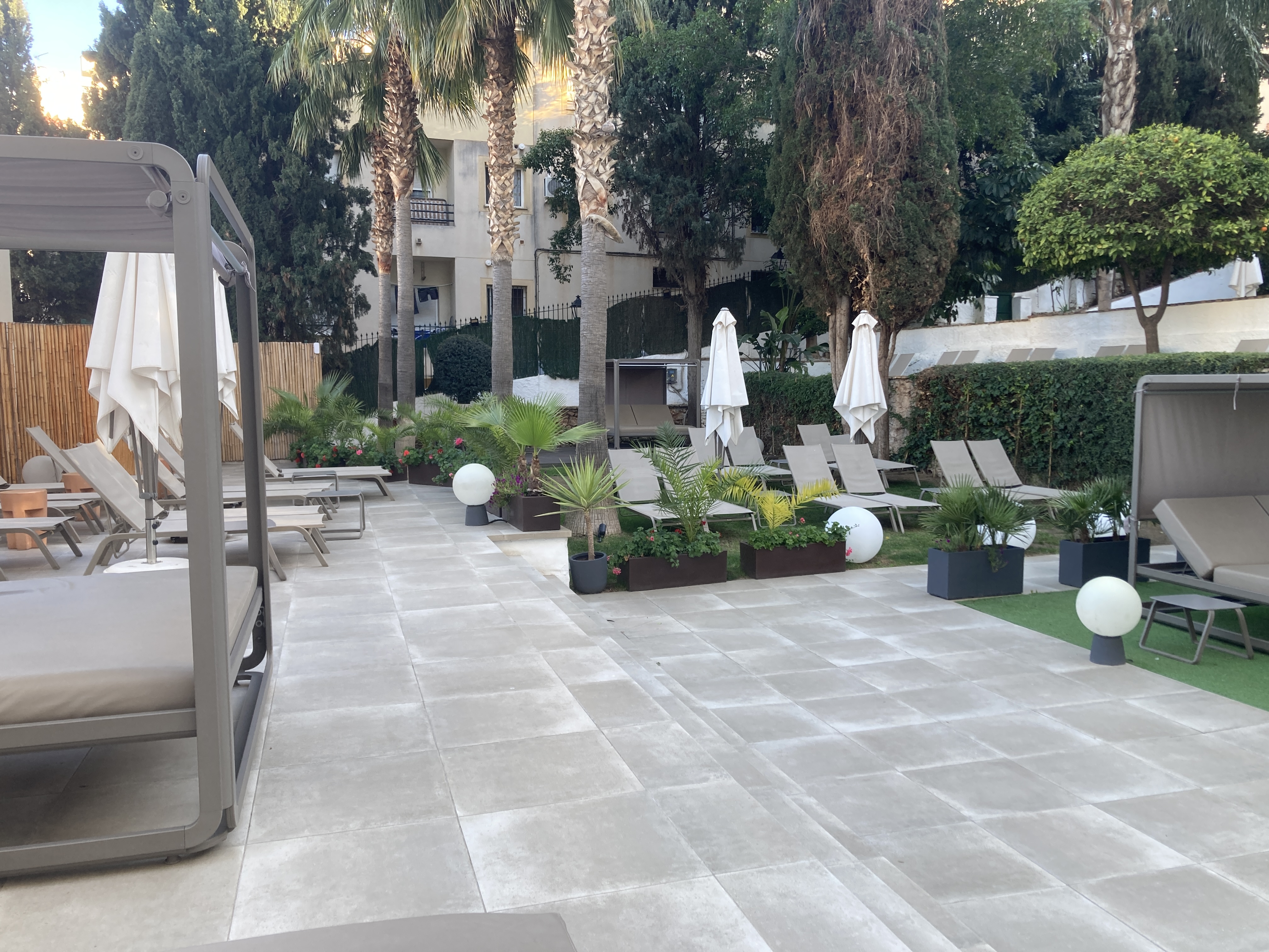 AluaSoul Costa Malaga lounge chairs cabanas
