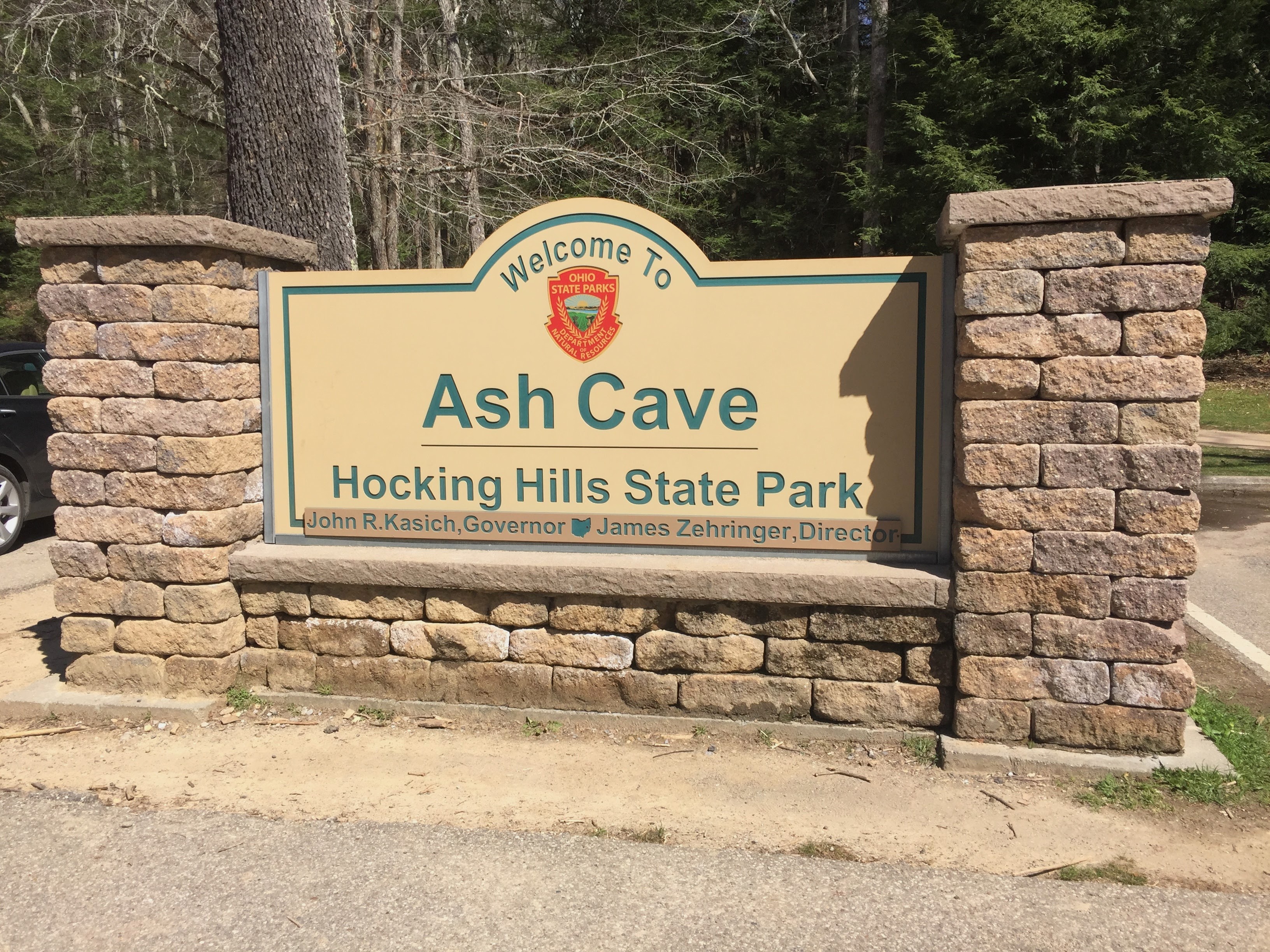 Ash Cave sign at Hocking Hills State Park Ash Cave sign at Hocking Hills State Park
