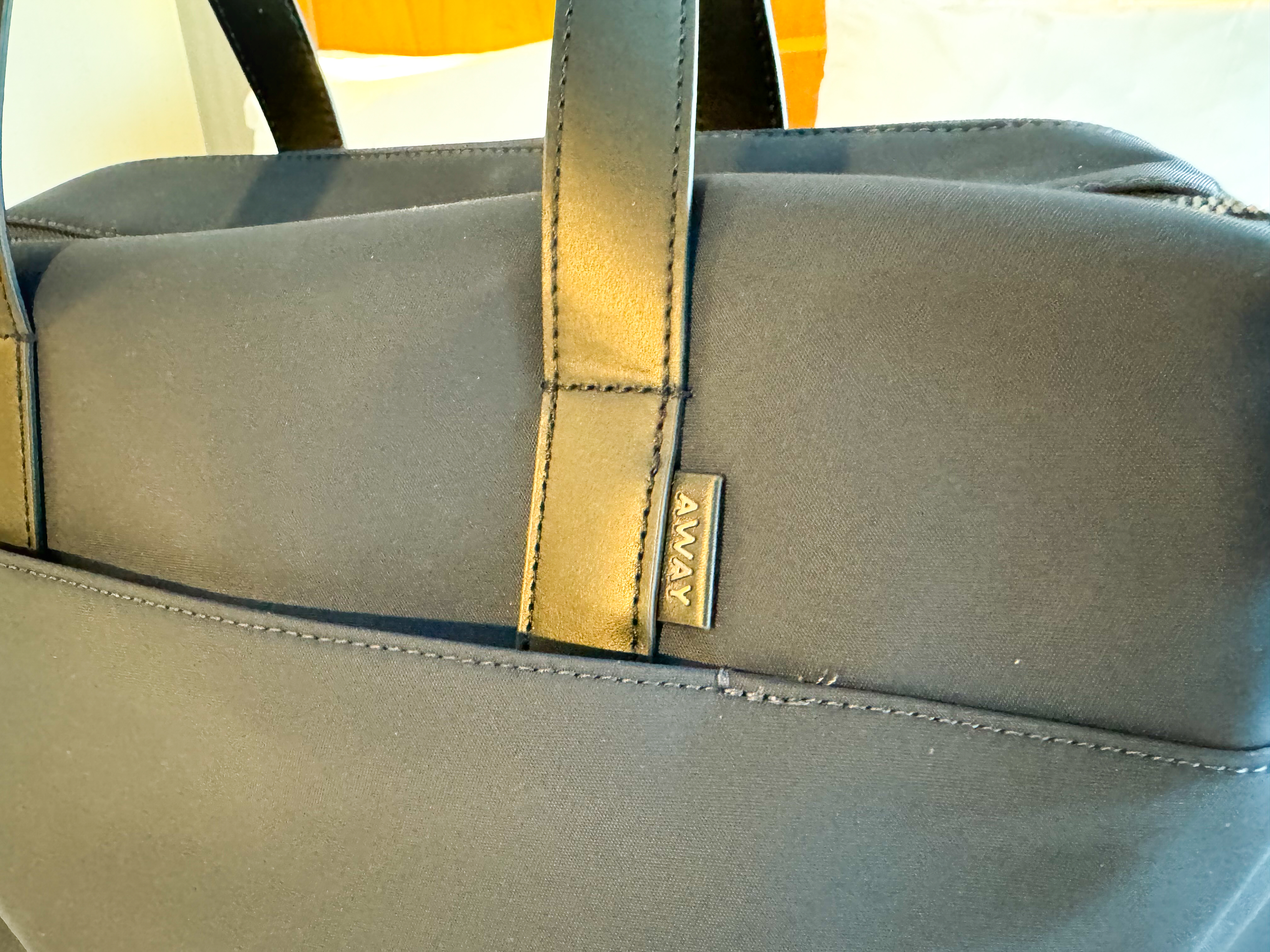 Away The Everywhere Bag closeup Away The Everywhere Bag closeup