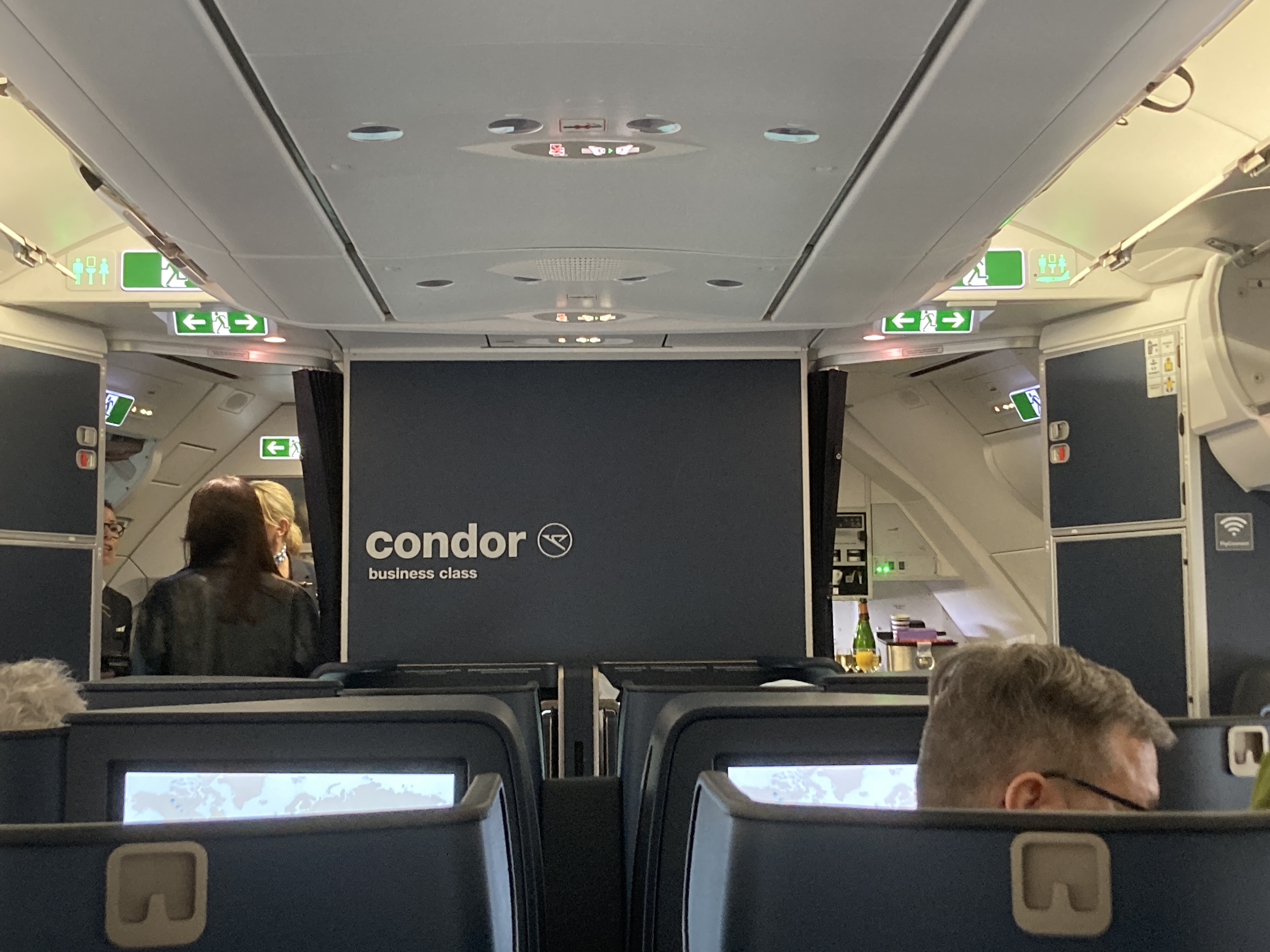 Condor A330 900neo business class bulkhead Condor A330 900neo business class bulkhead
