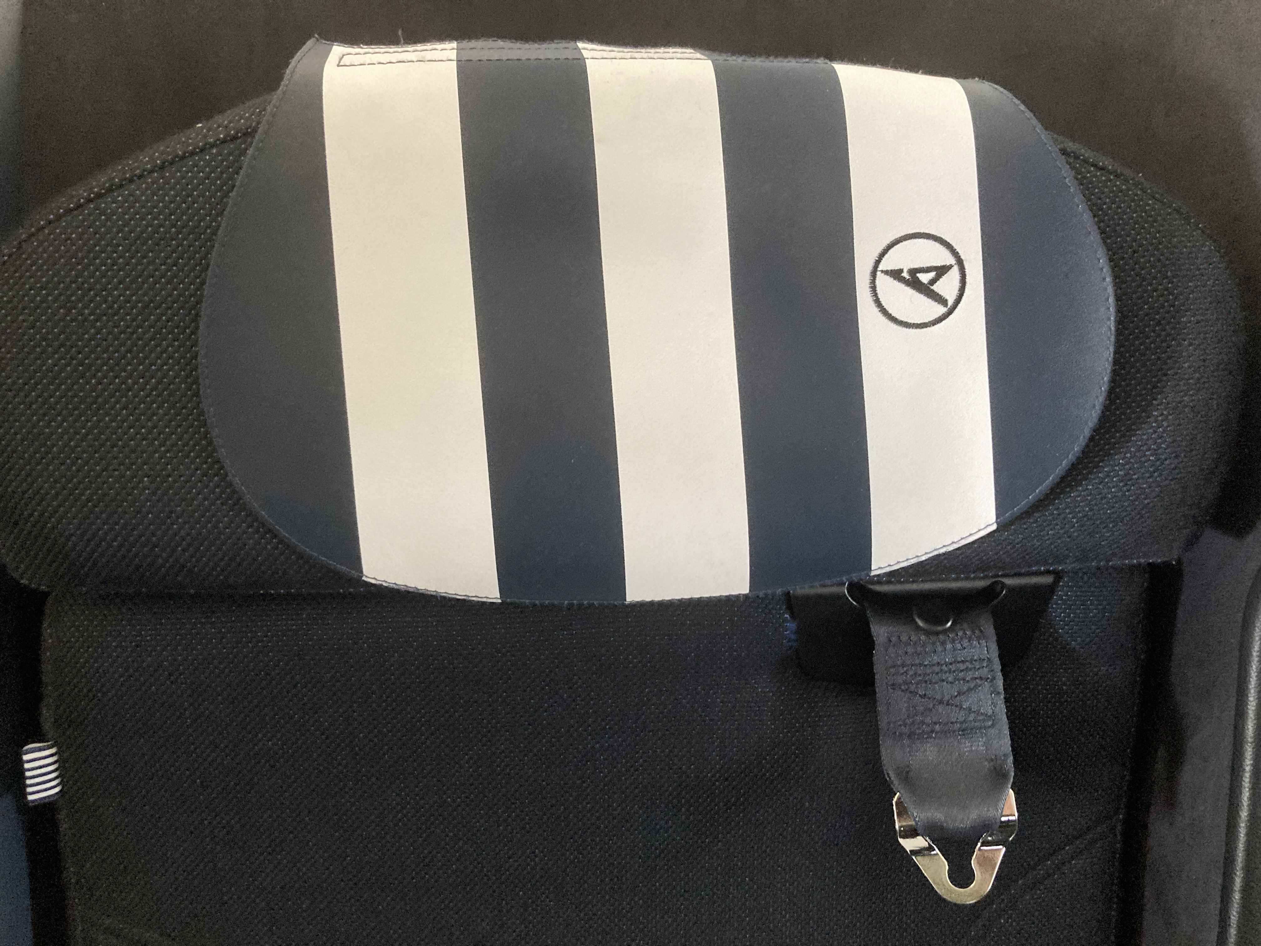 Condor A330 900neo business class head rest Condor A330 900neo business class head rest