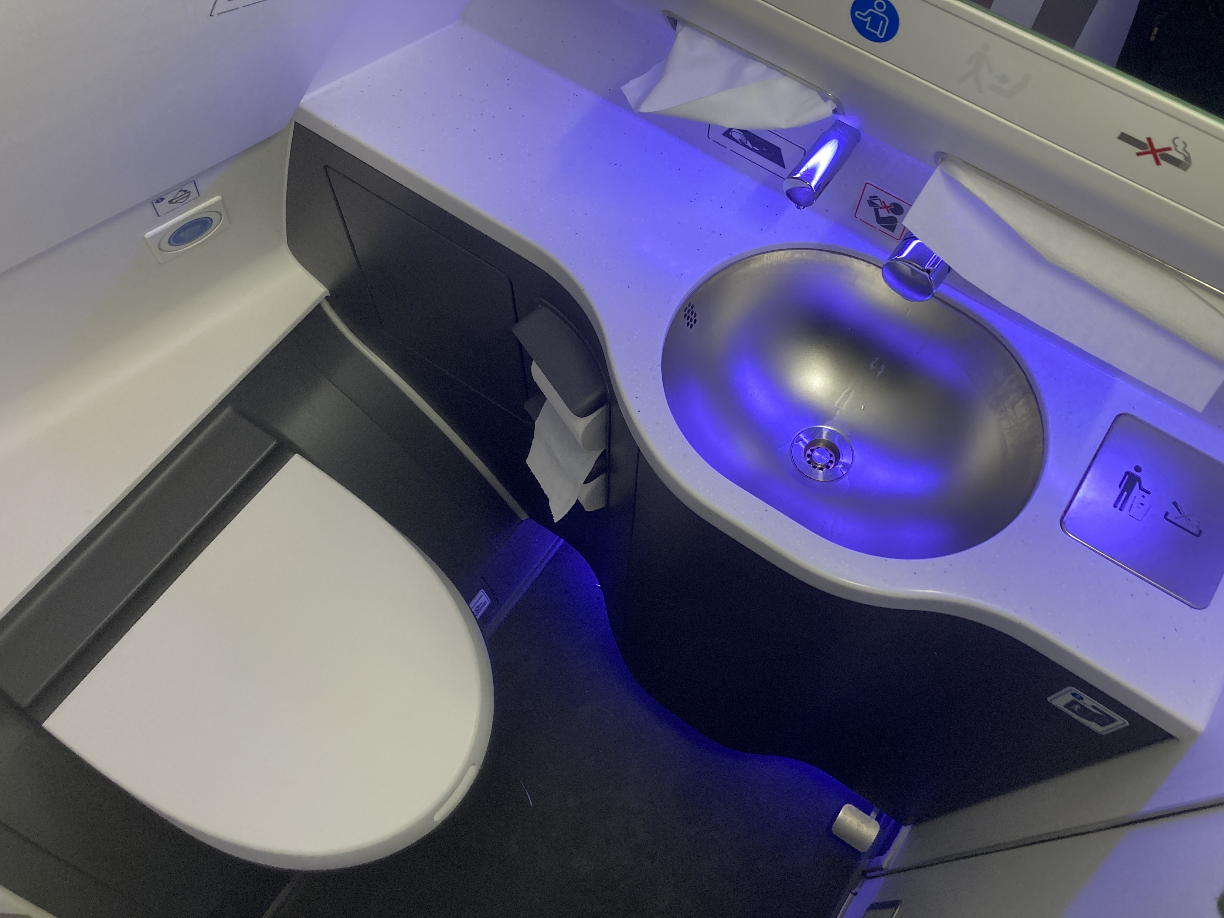 Condor A330 900neo business class lavatory Condor A330 900neo business class lavatory