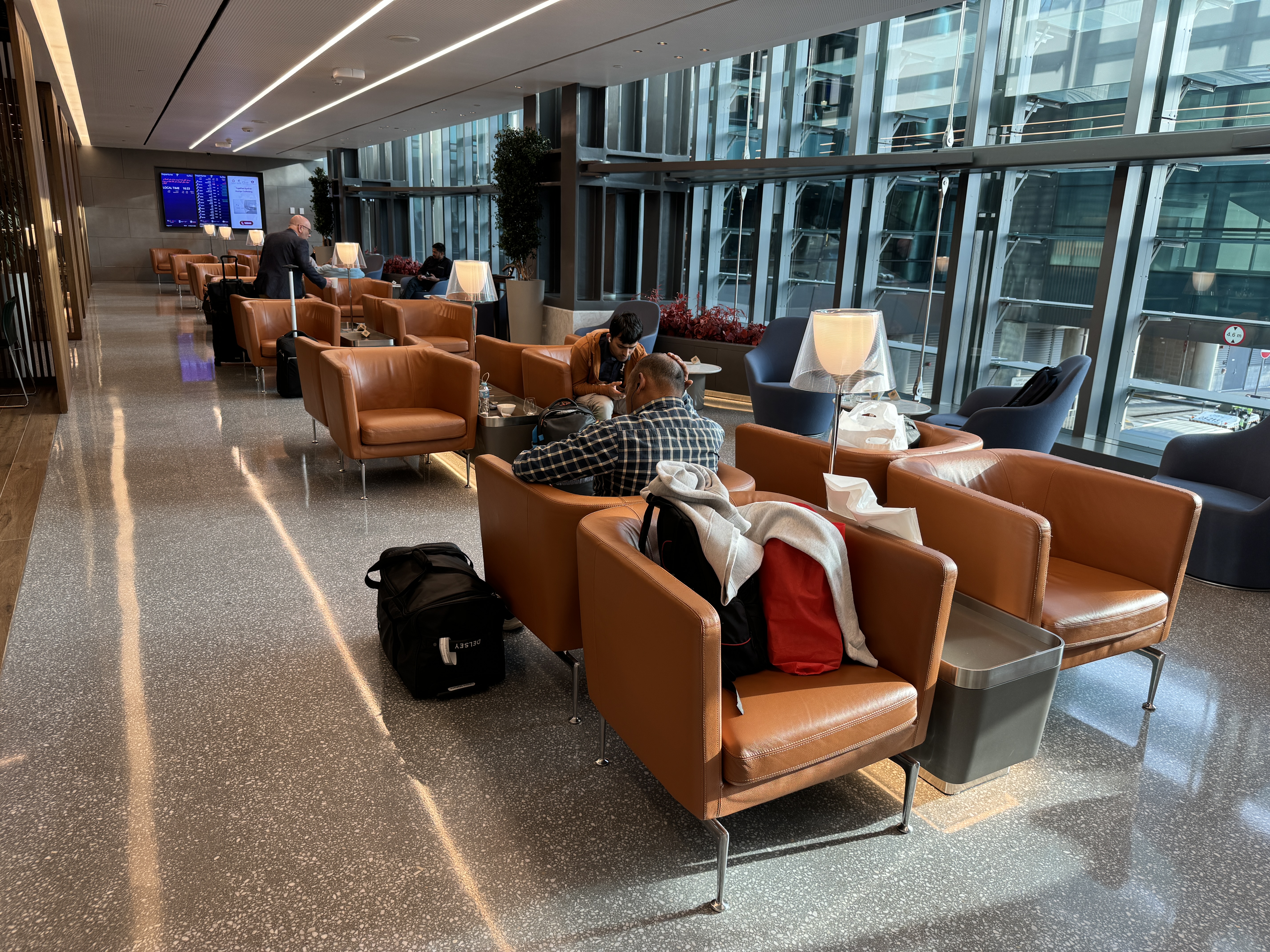 DOH Gold Lounge South seating from private area