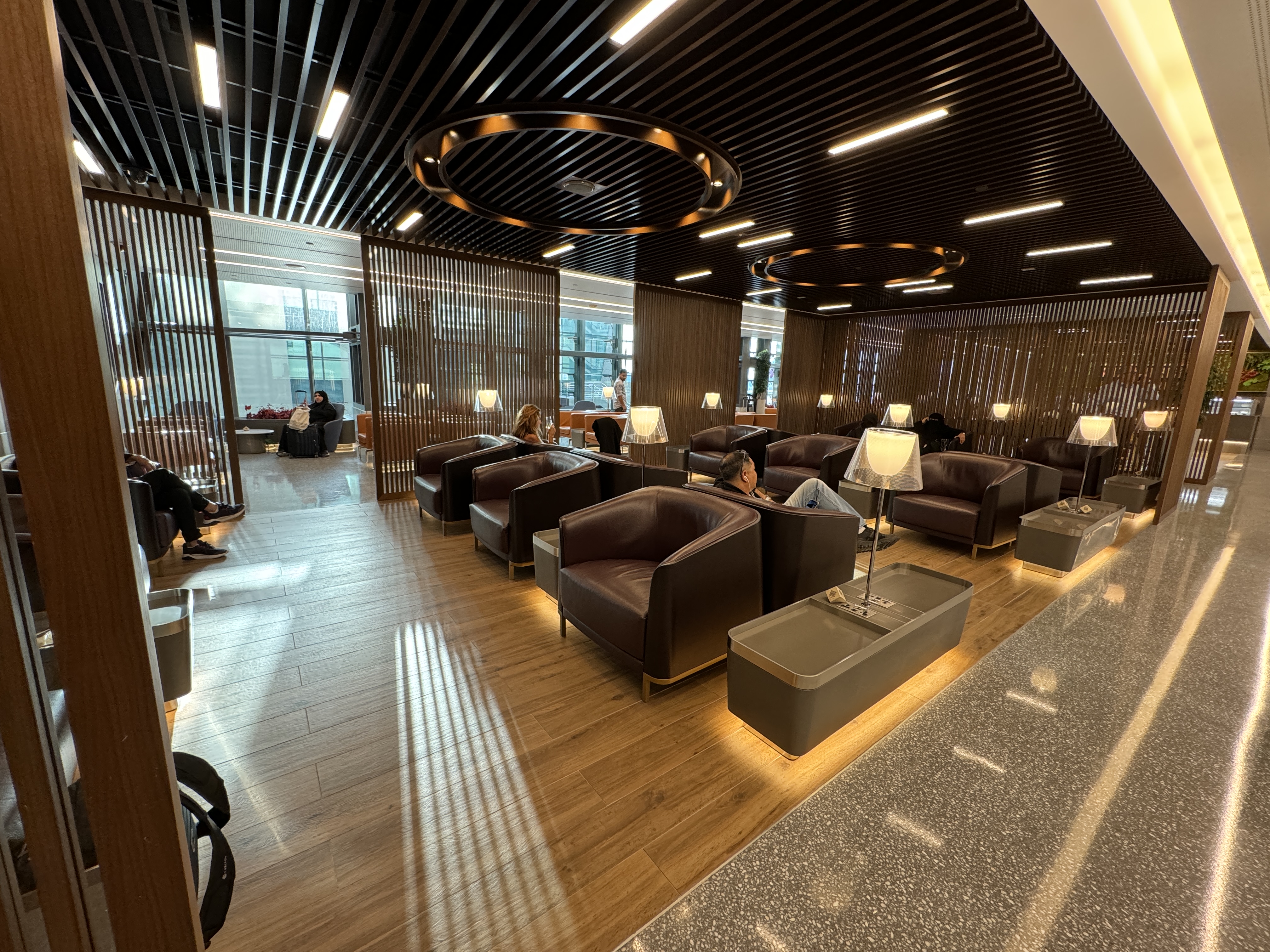 DOH Gold Lounge South seating
