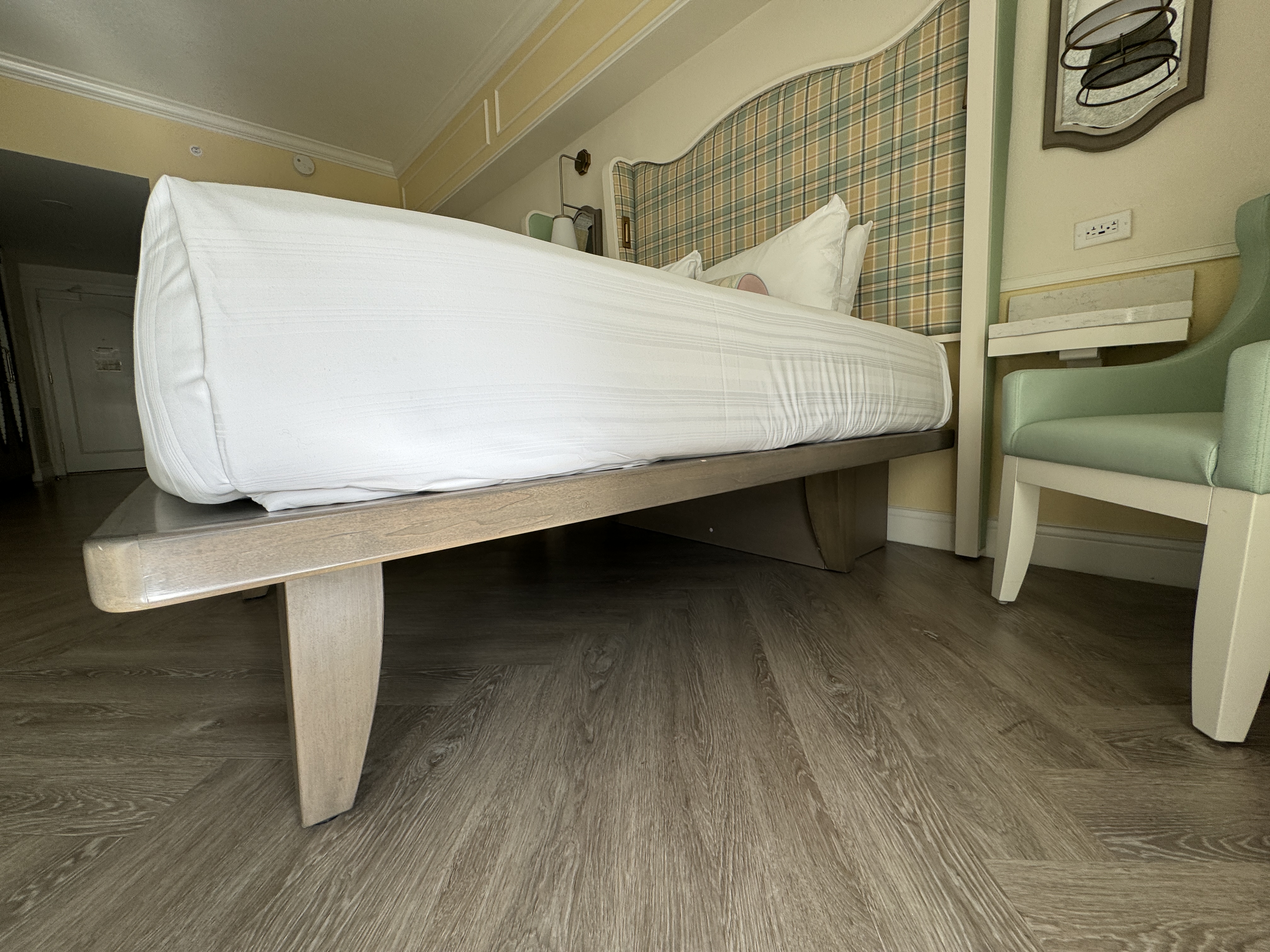 Disneys BoardWalk Inn Bed Storage Space Disneys BoardWalk Inn Bed Storage Space