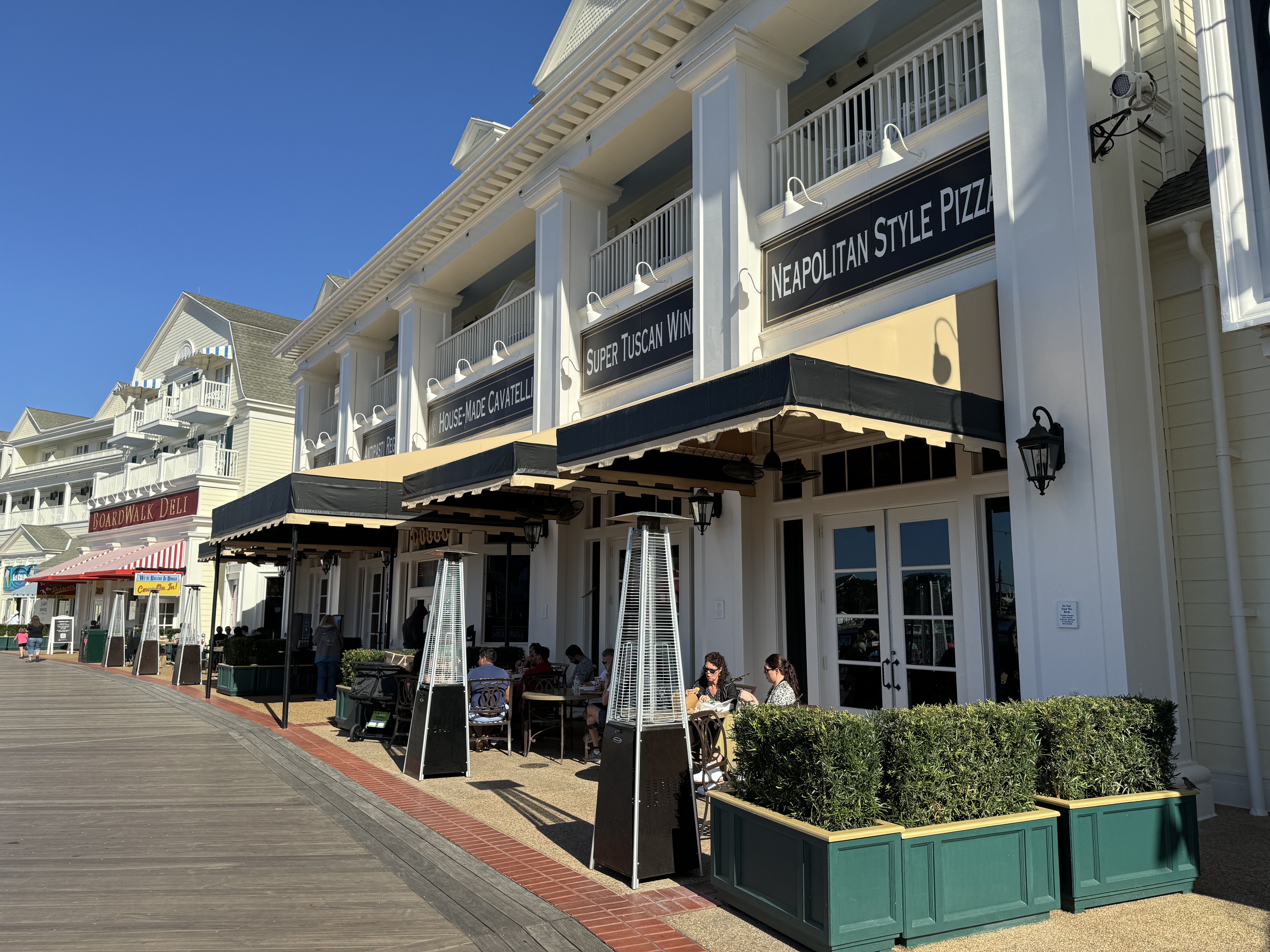 Disneys BoardWalk Inn Restaurants and Shops Disneys BoardWalk Inn Restaurants and Shops